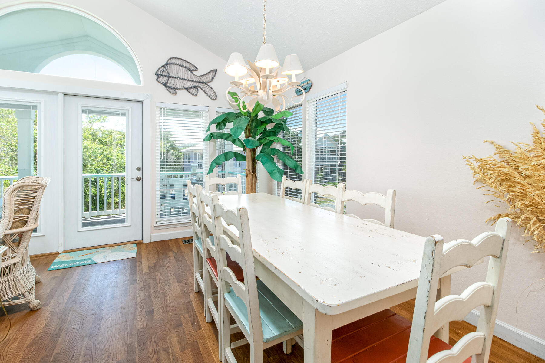 SUNRISE BEACH - Residential