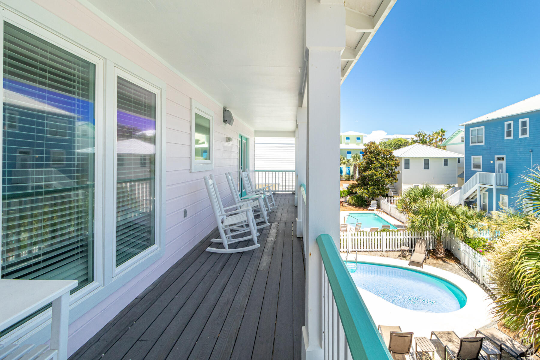 SUNRISE BEACH - Residential