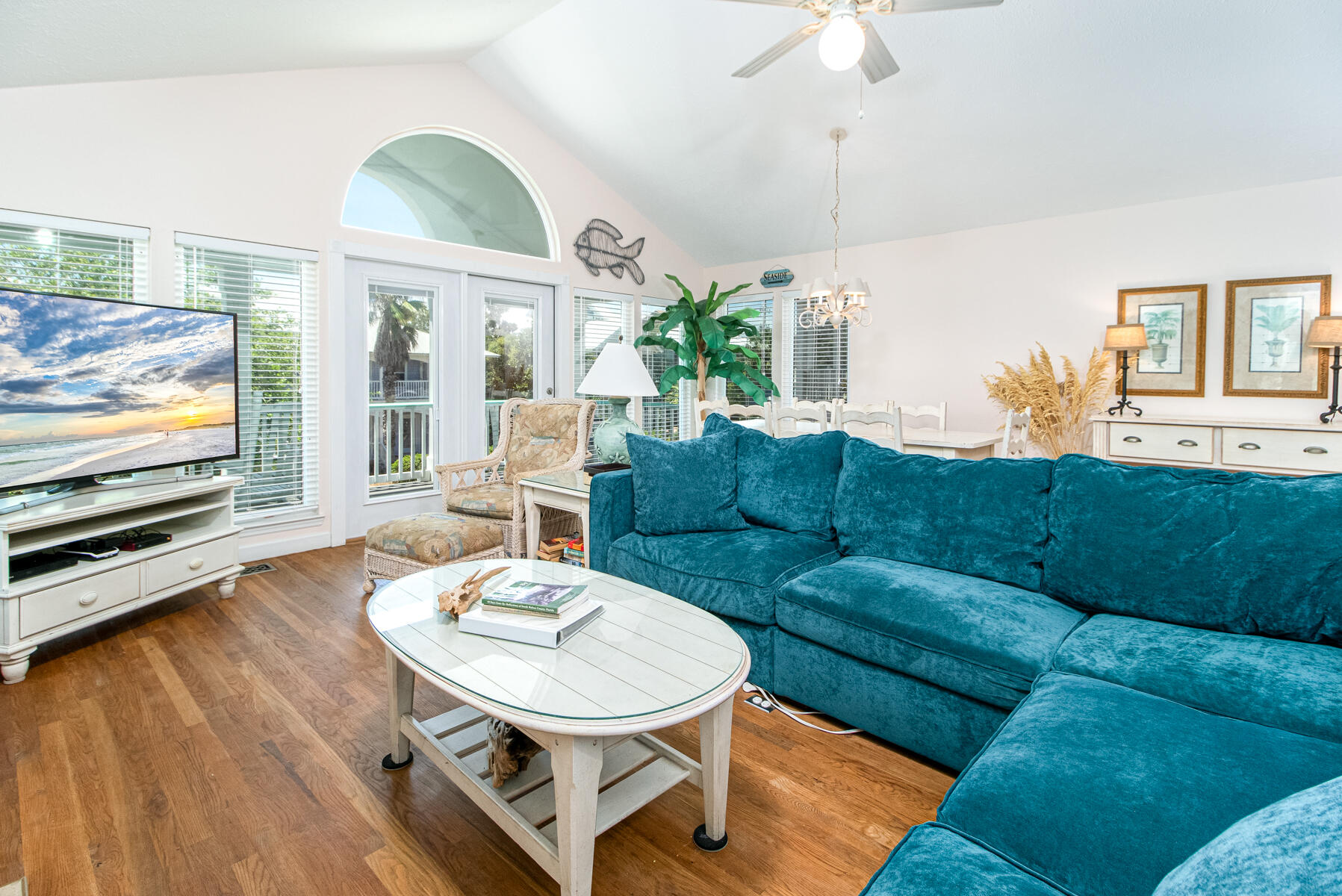 SUNRISE BEACH - Residential