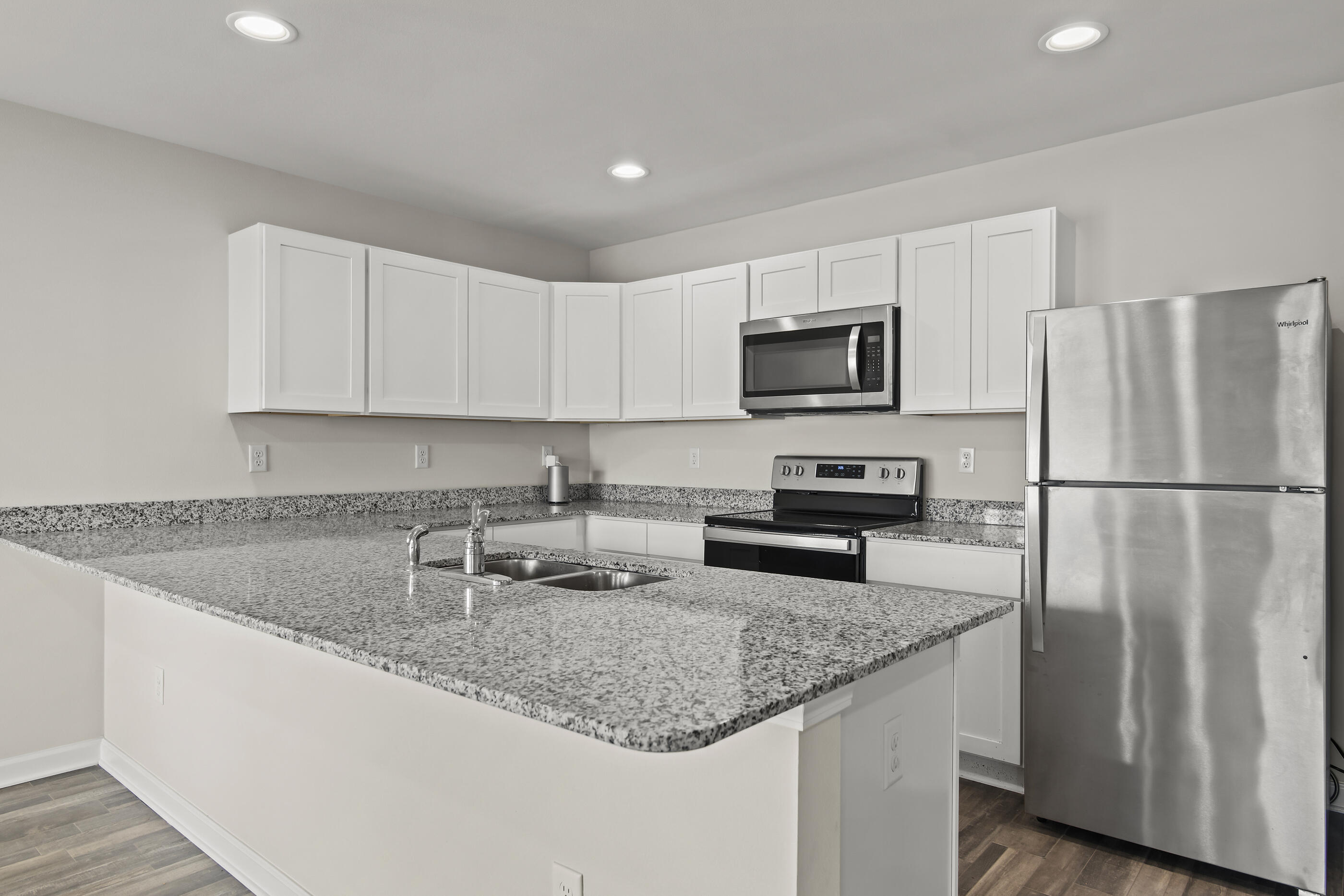 CROSS CREEK - Residential