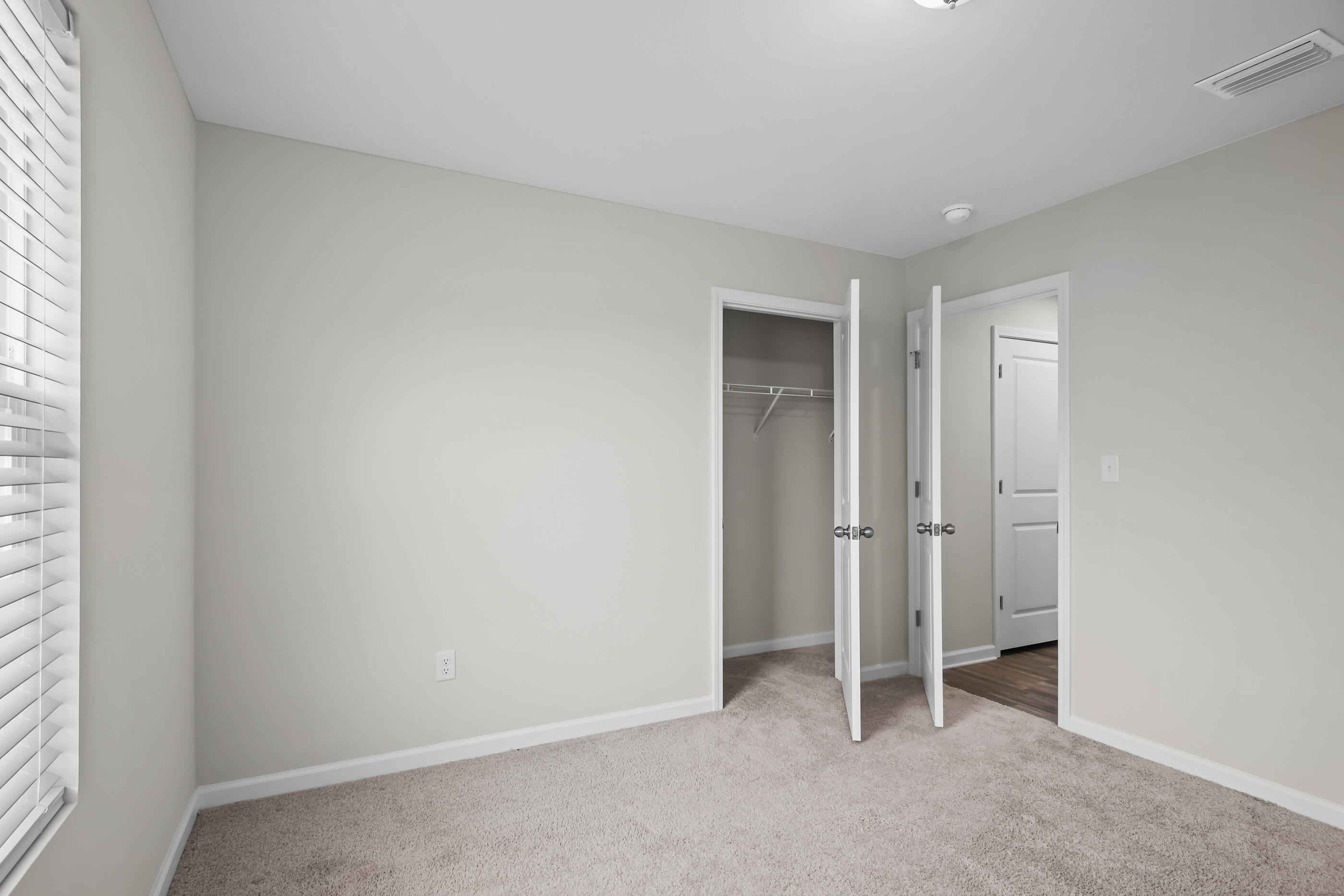 CROSS CREEK - Residential