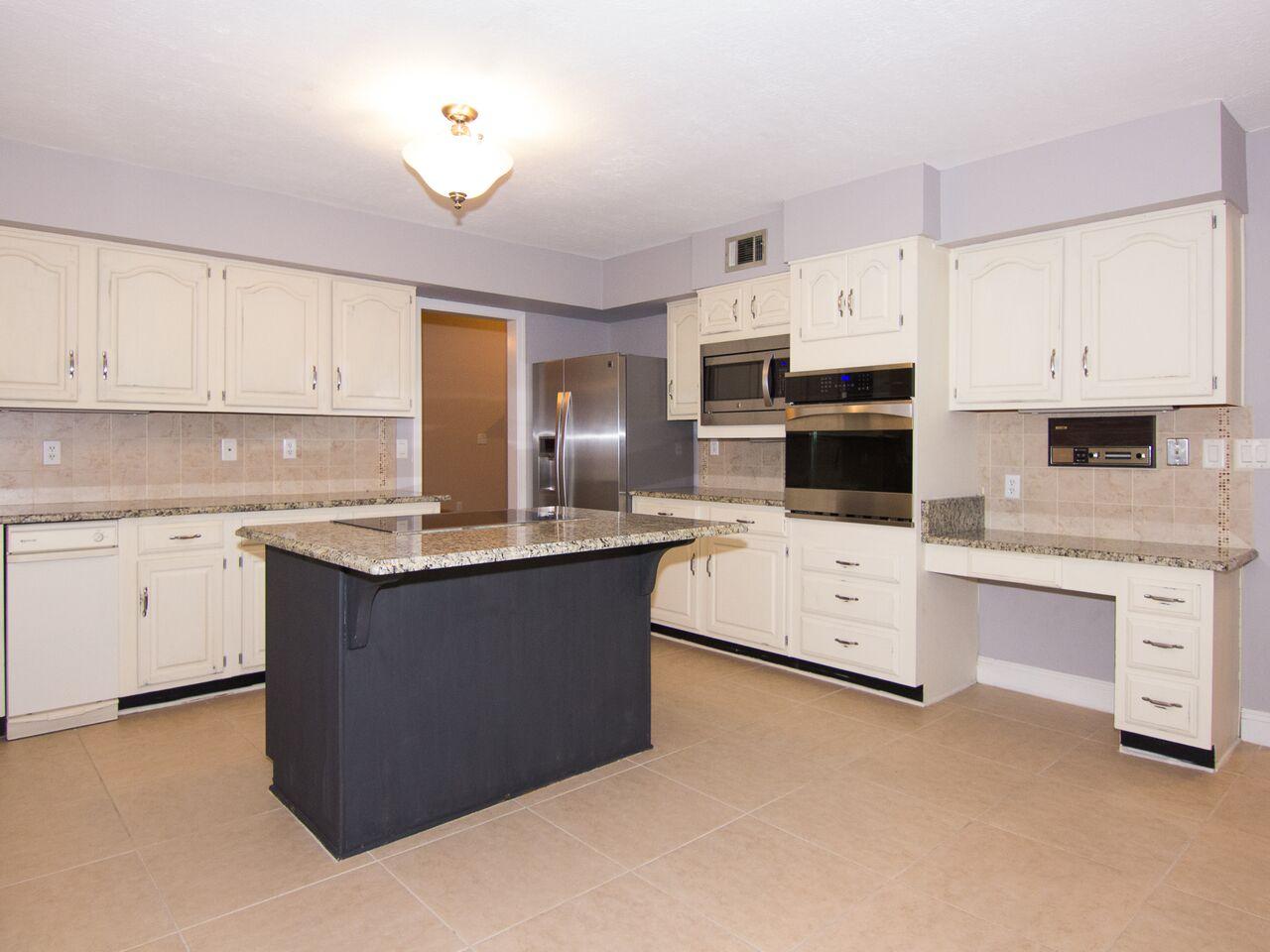 ST ANDREWS WEST BLUEWATER BAY 1 - Residential