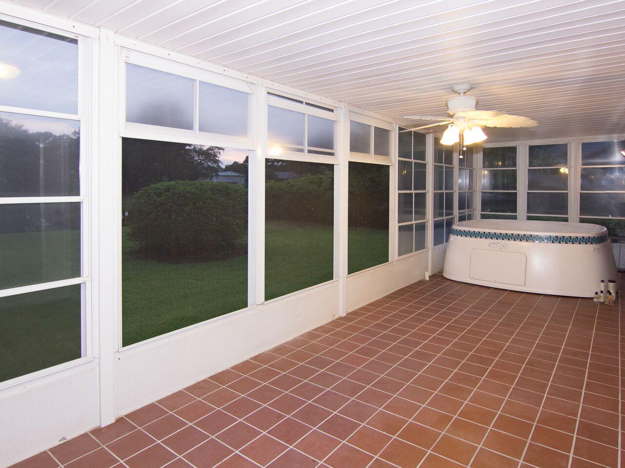 ST ANDREWS WEST BLUEWATER BAY 1 - Residential