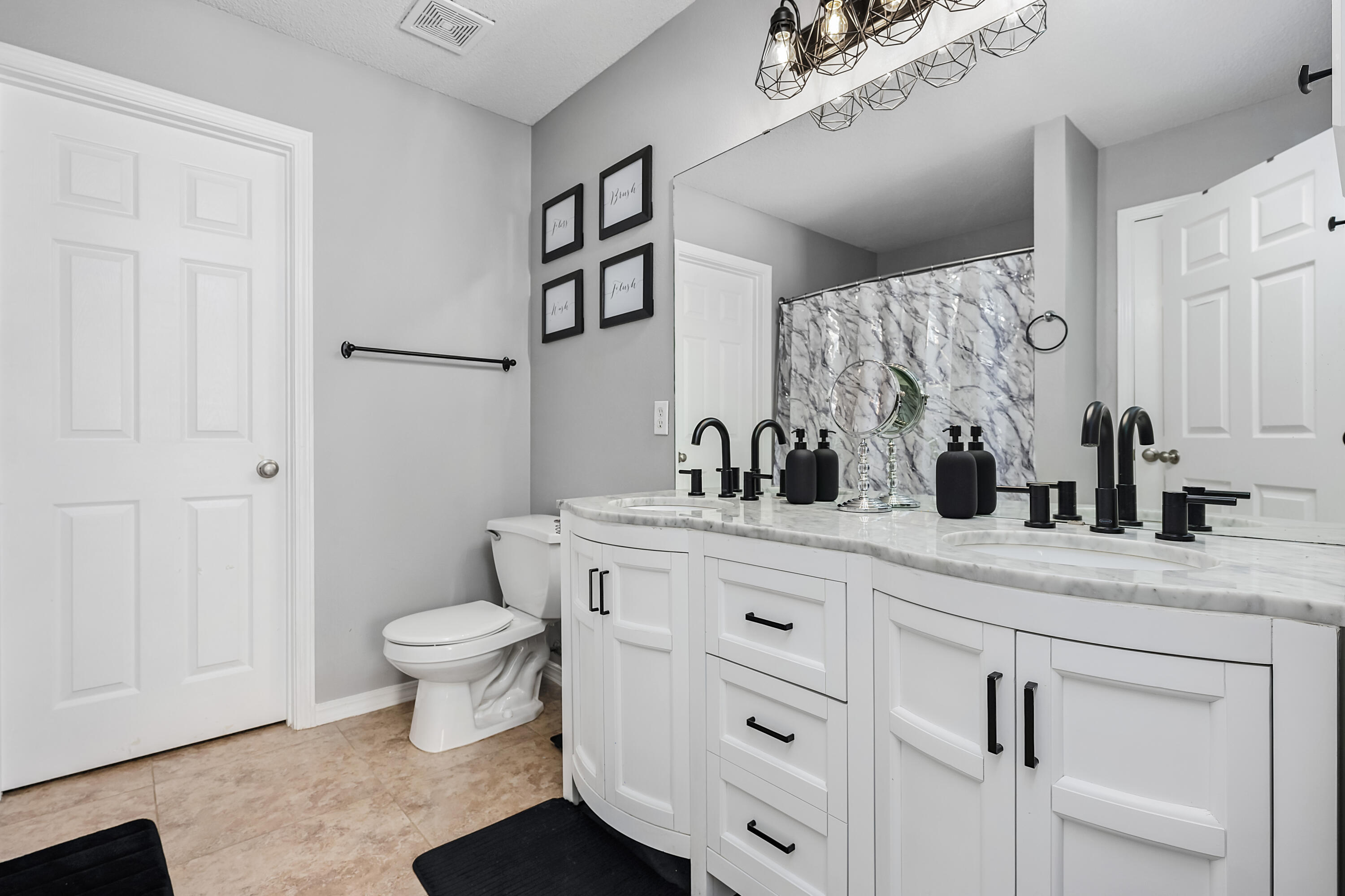 EMERALD VILLAGE S/D - Residential