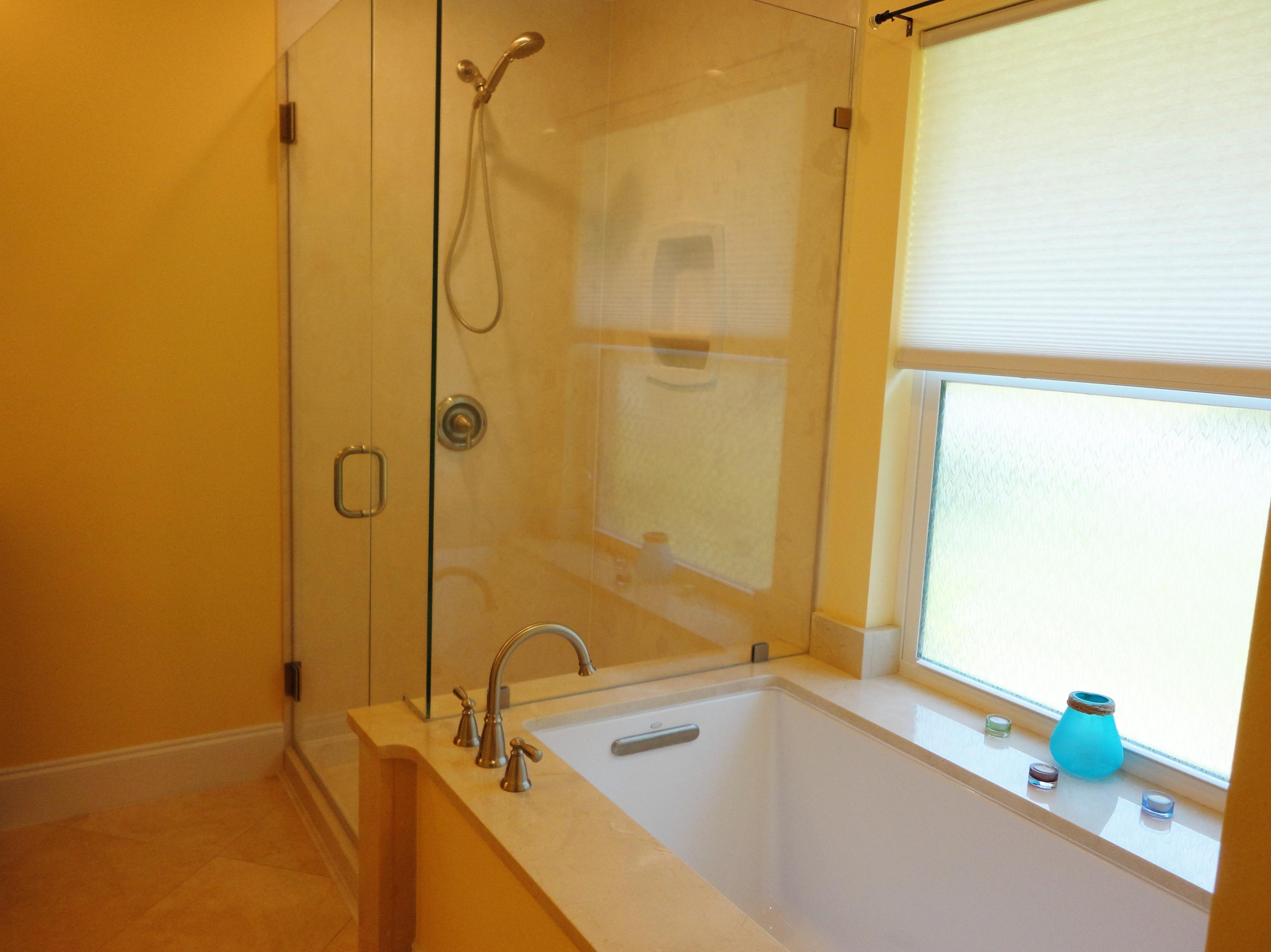 PARKWOOD ESTATES PH 1 BLUEWATER BAY - Residential