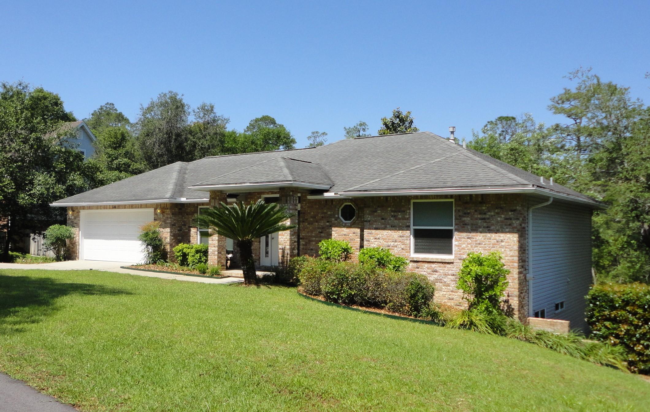 PARKWOOD ESTATES PH 1 BLUEWATER BAY - Residential