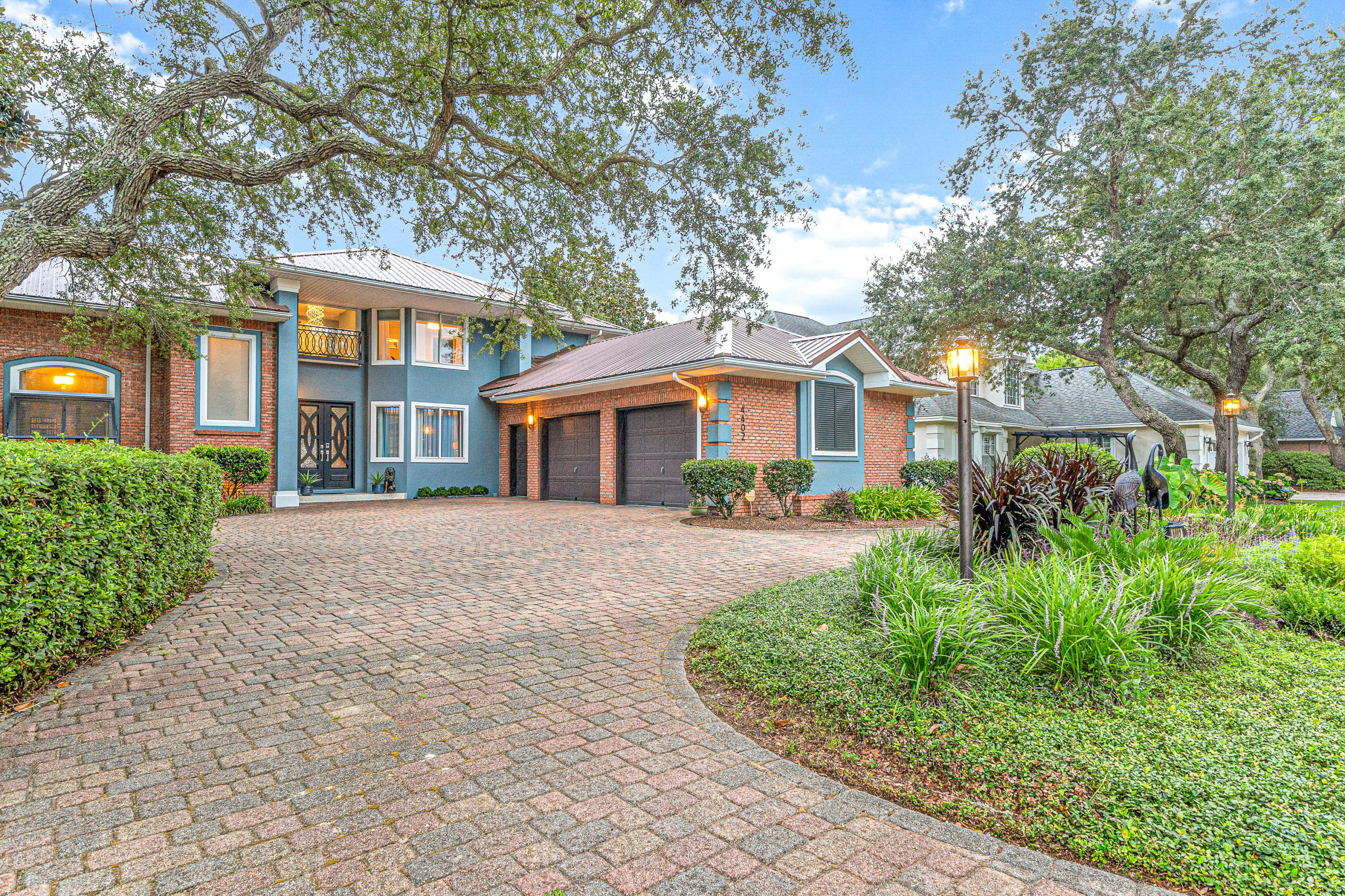 SOUTHWIND PH 6 - Residential