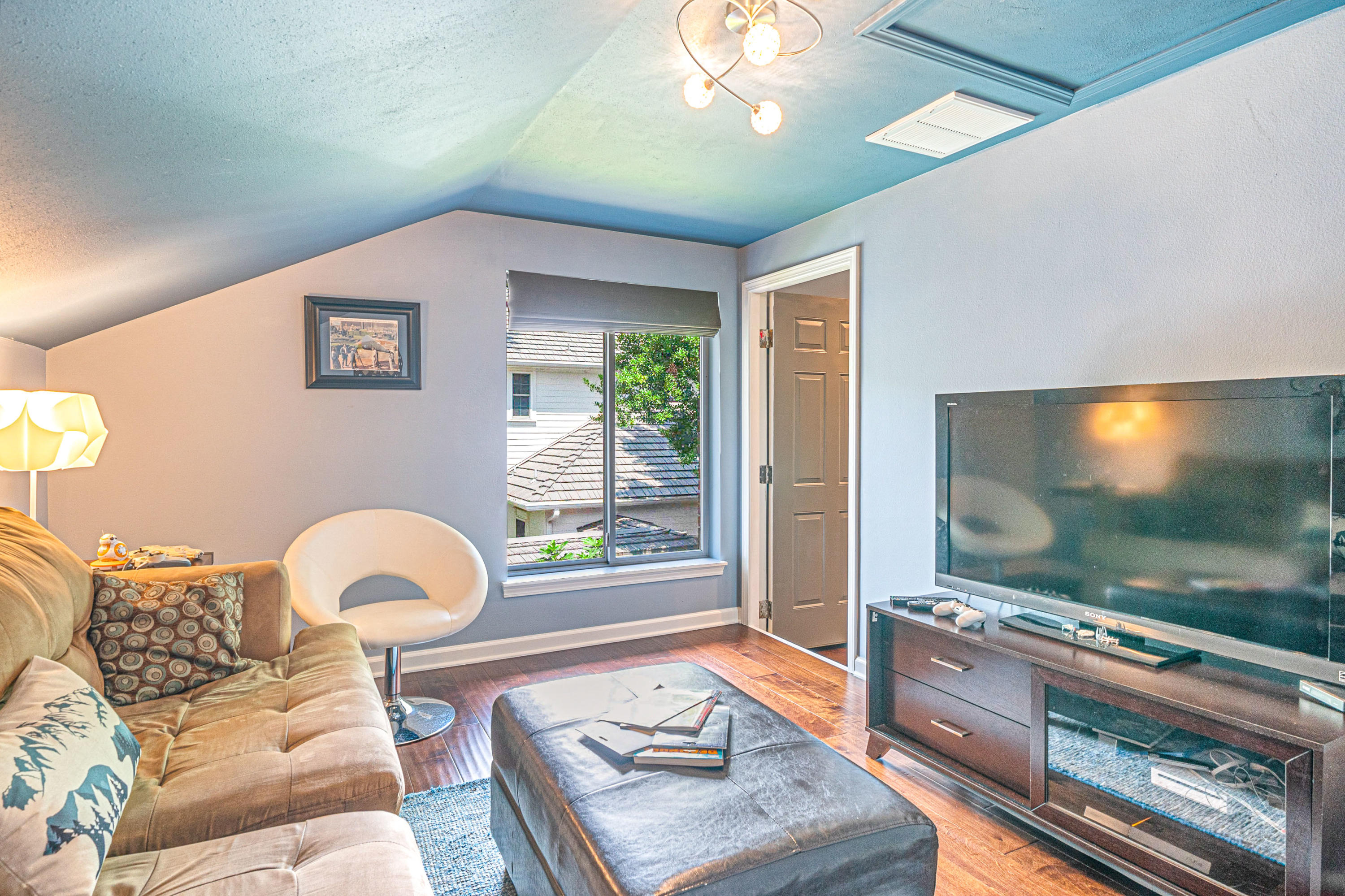 SOUTHWIND PH 6 - Residential