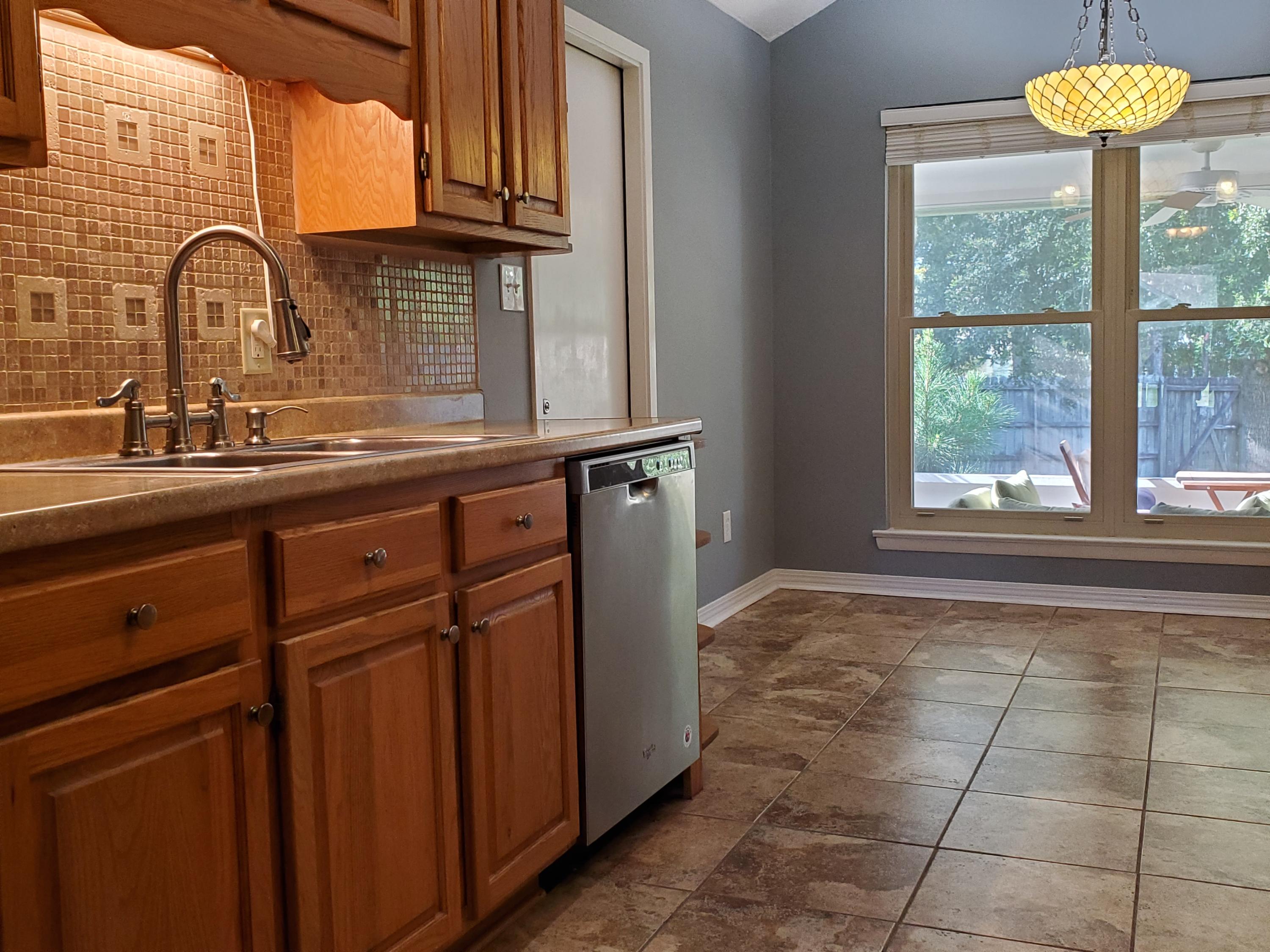 TIMBERLAKE ESTATES 1ST ADDN - Residential