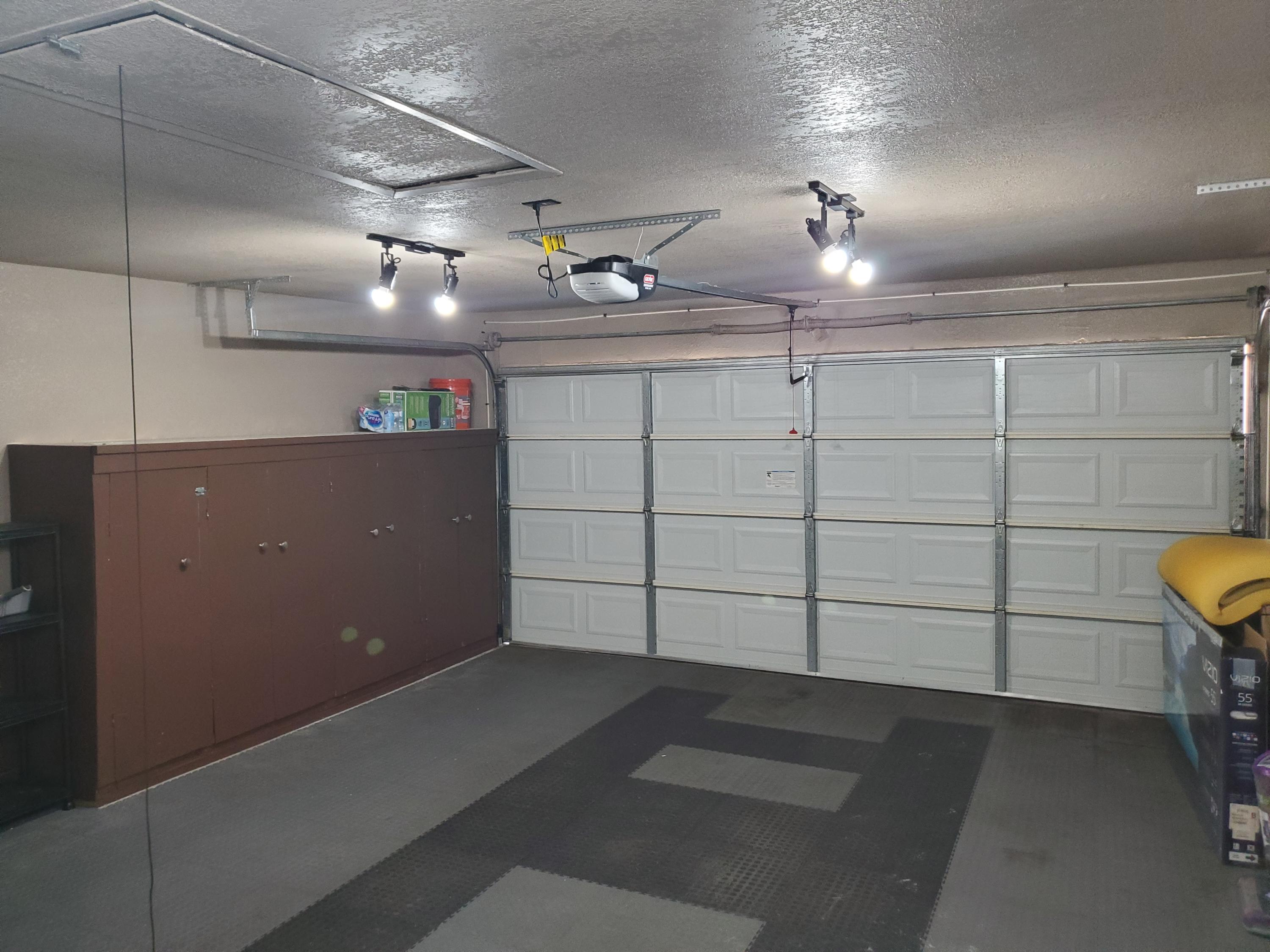 TIMBERLAKE ESTATES 1ST ADDN - Residential