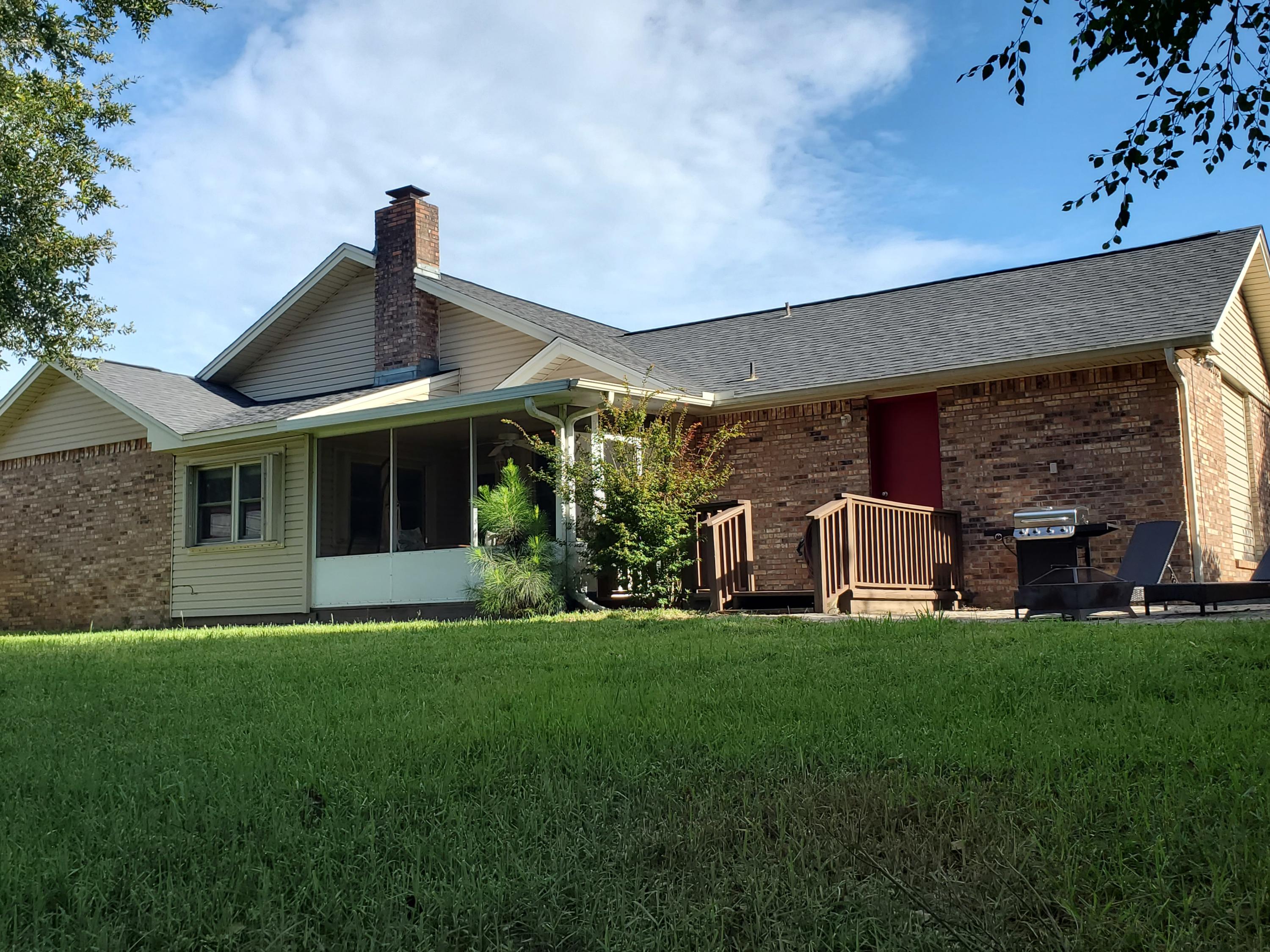 TIMBERLAKE ESTATES 1ST ADDN - Residential