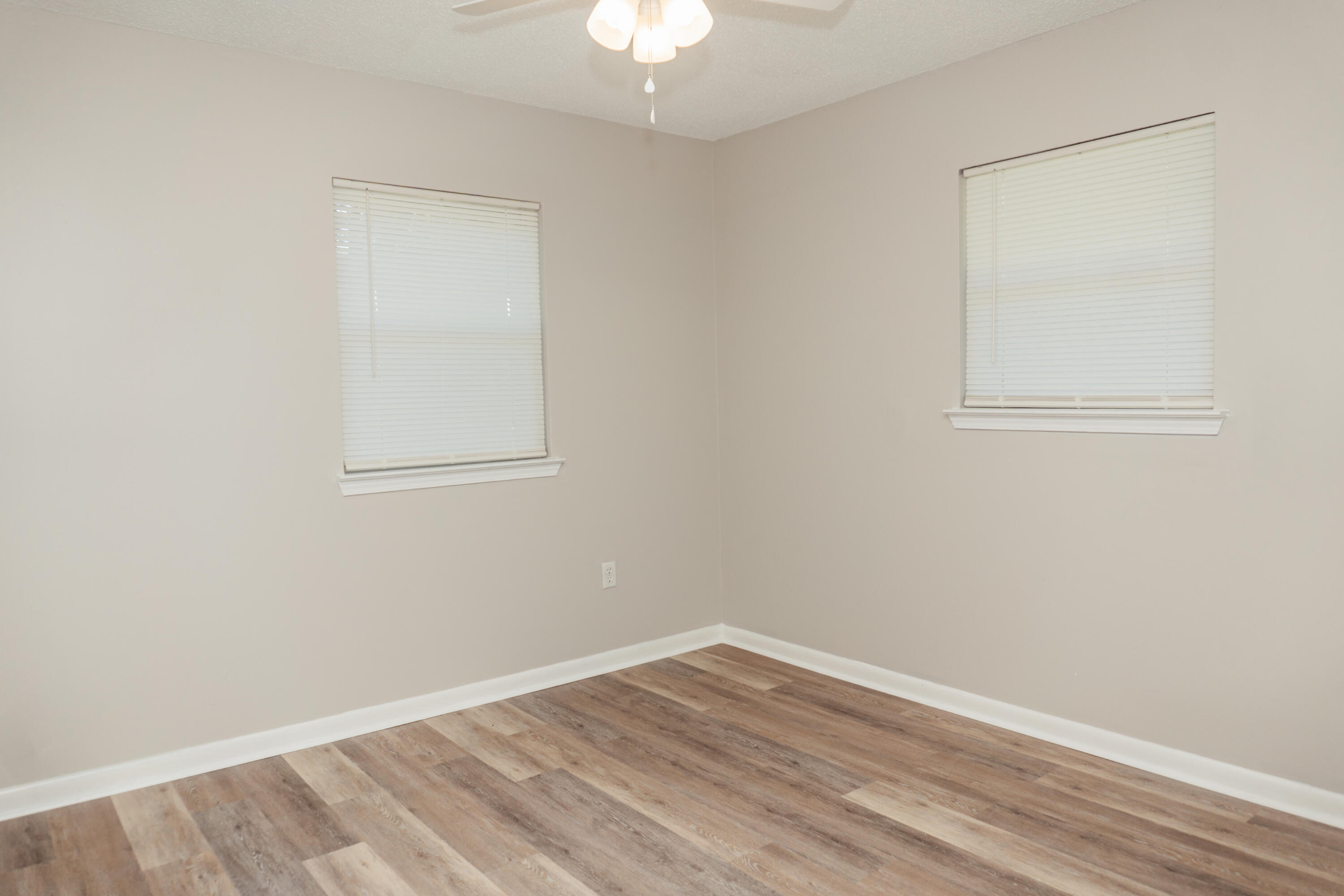 SOUTHERNAIRE - Residential Lease
