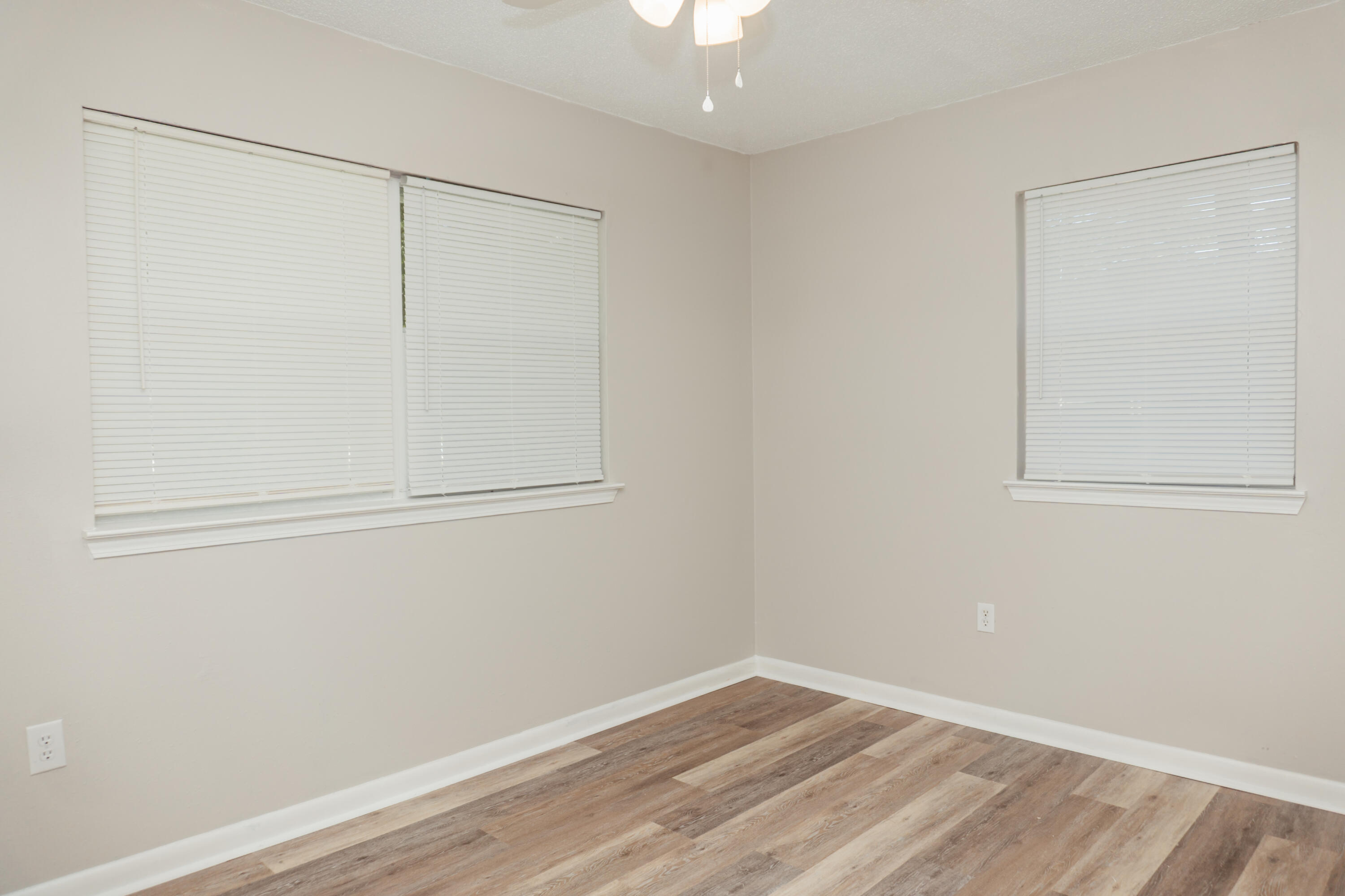 SOUTHERNAIRE - Residential Lease