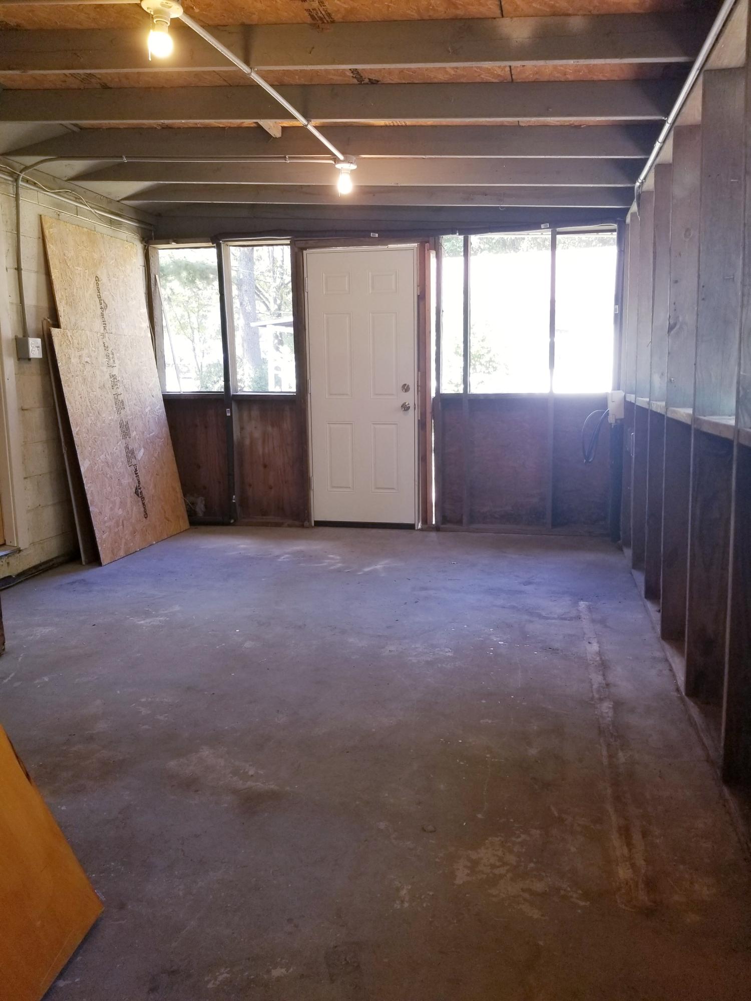 NO RECORDED SUBDIVISION - Residential