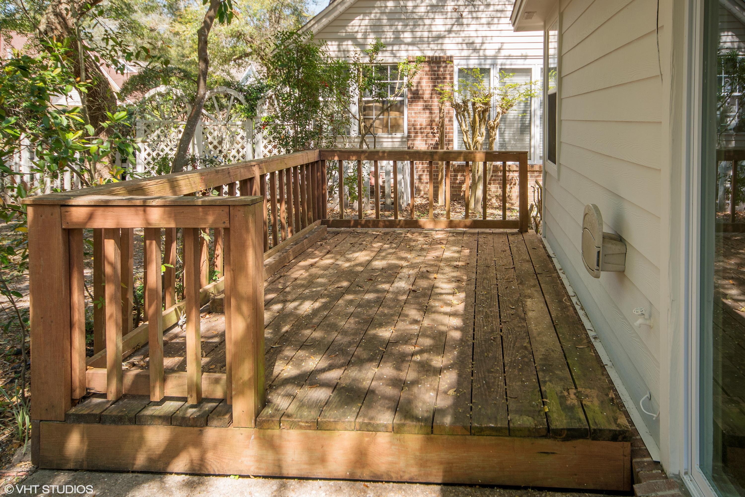 FAIRWAY LAKES PH 2 - Residential