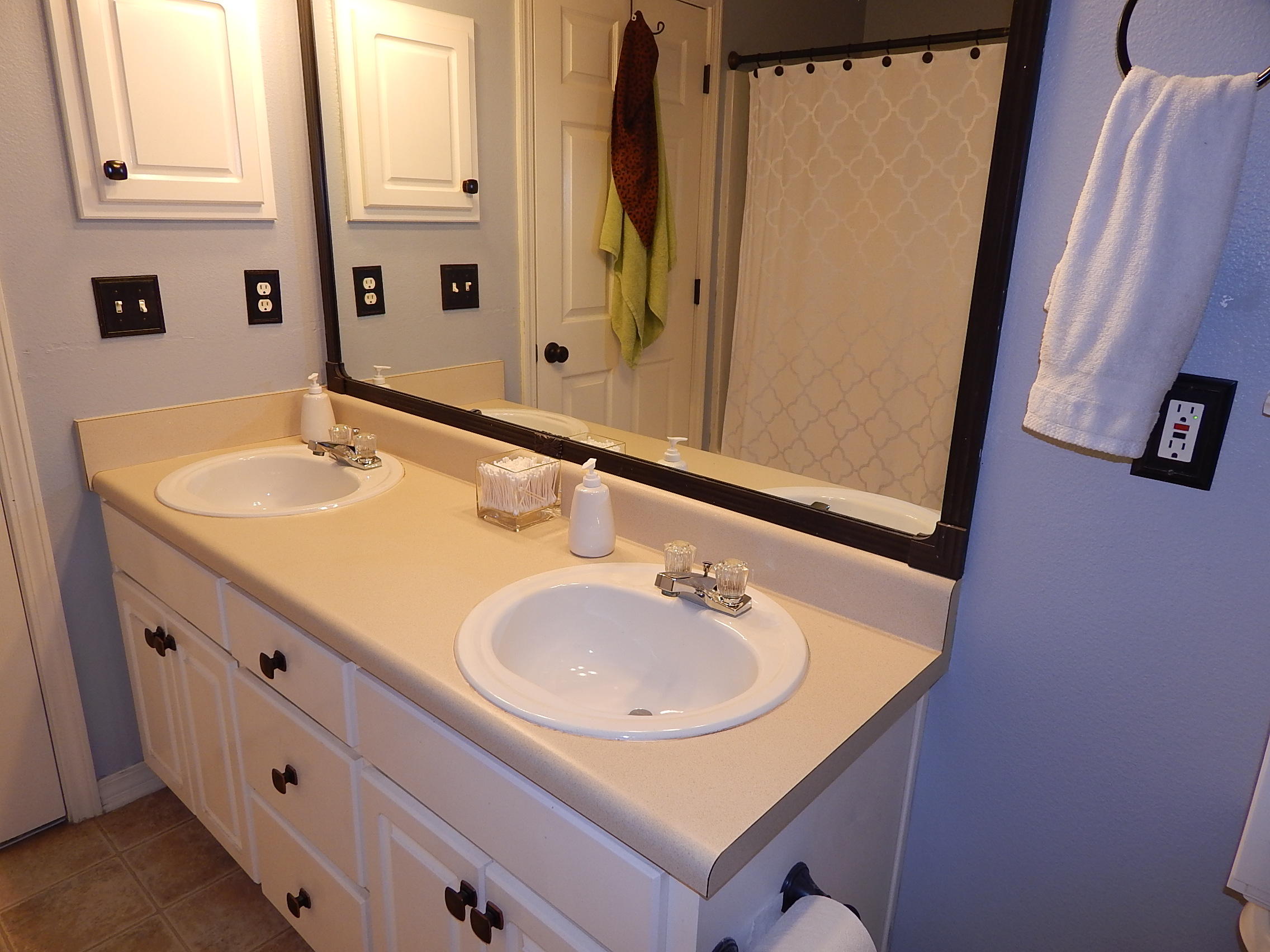 HIDDEN ESTATES - Residential