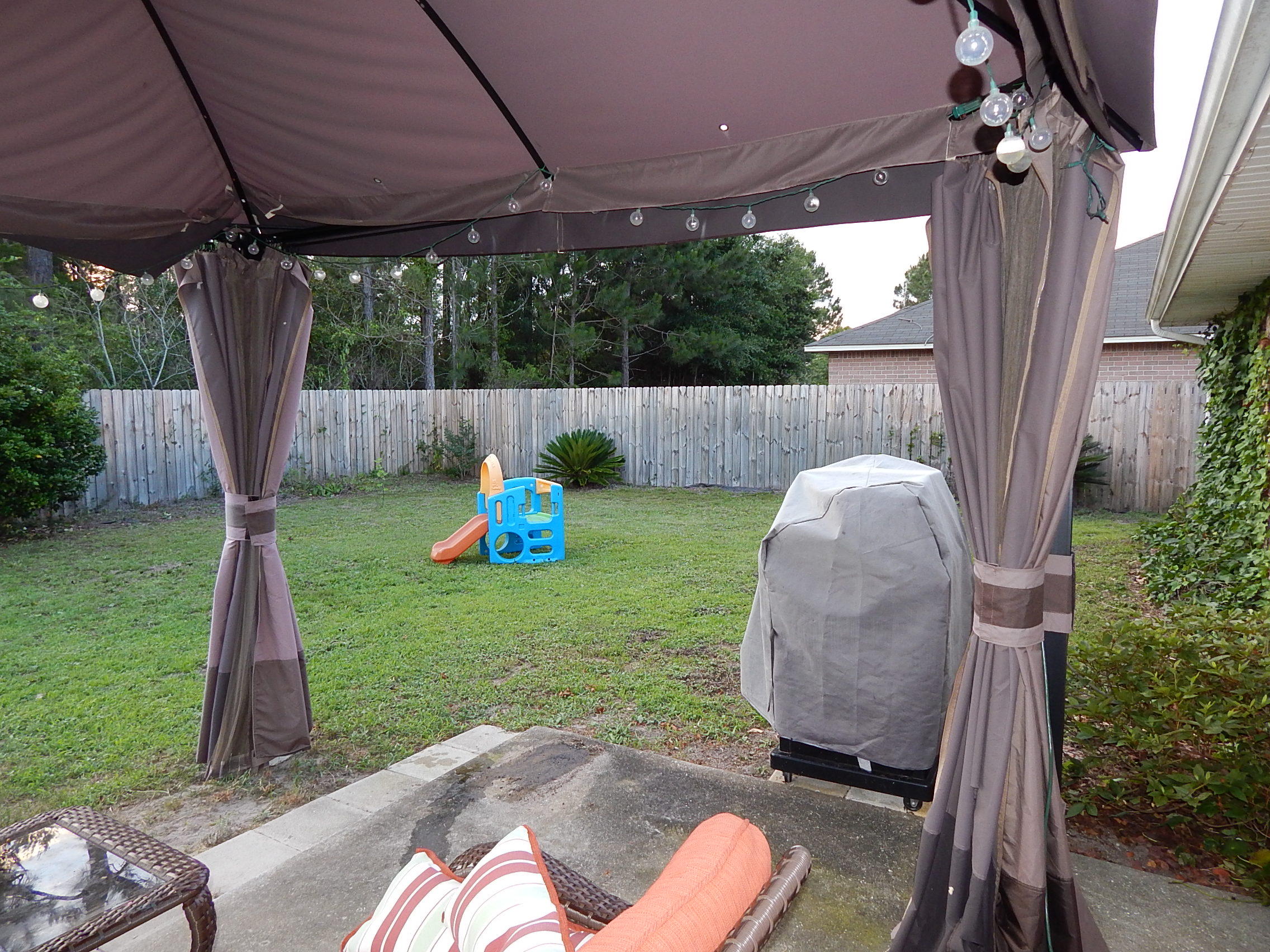 HIDDEN ESTATES - Residential