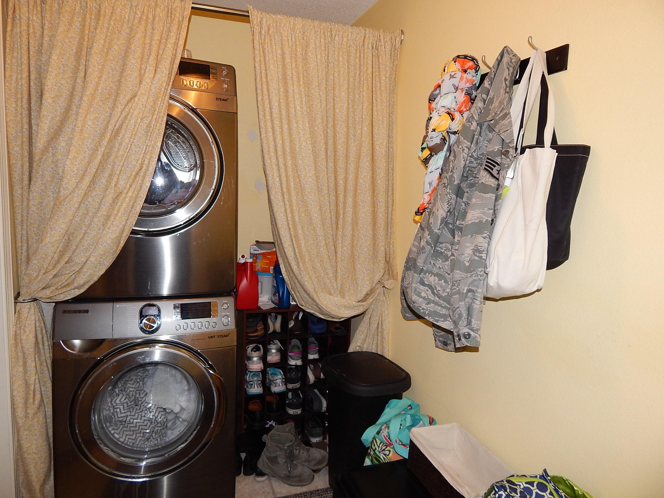 HIDDEN ESTATES - Residential