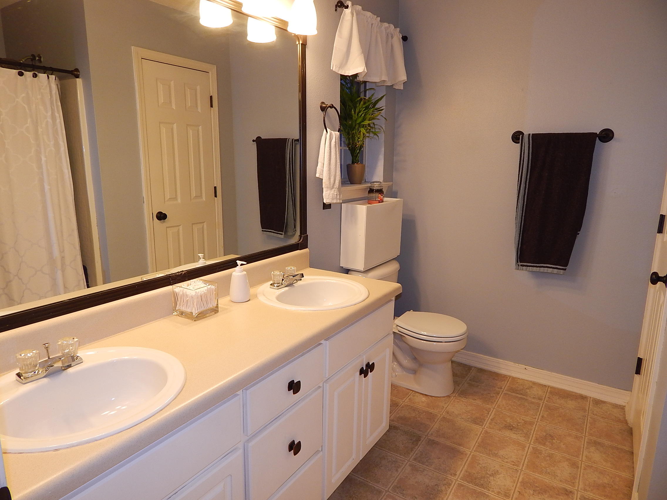 HIDDEN ESTATES - Residential