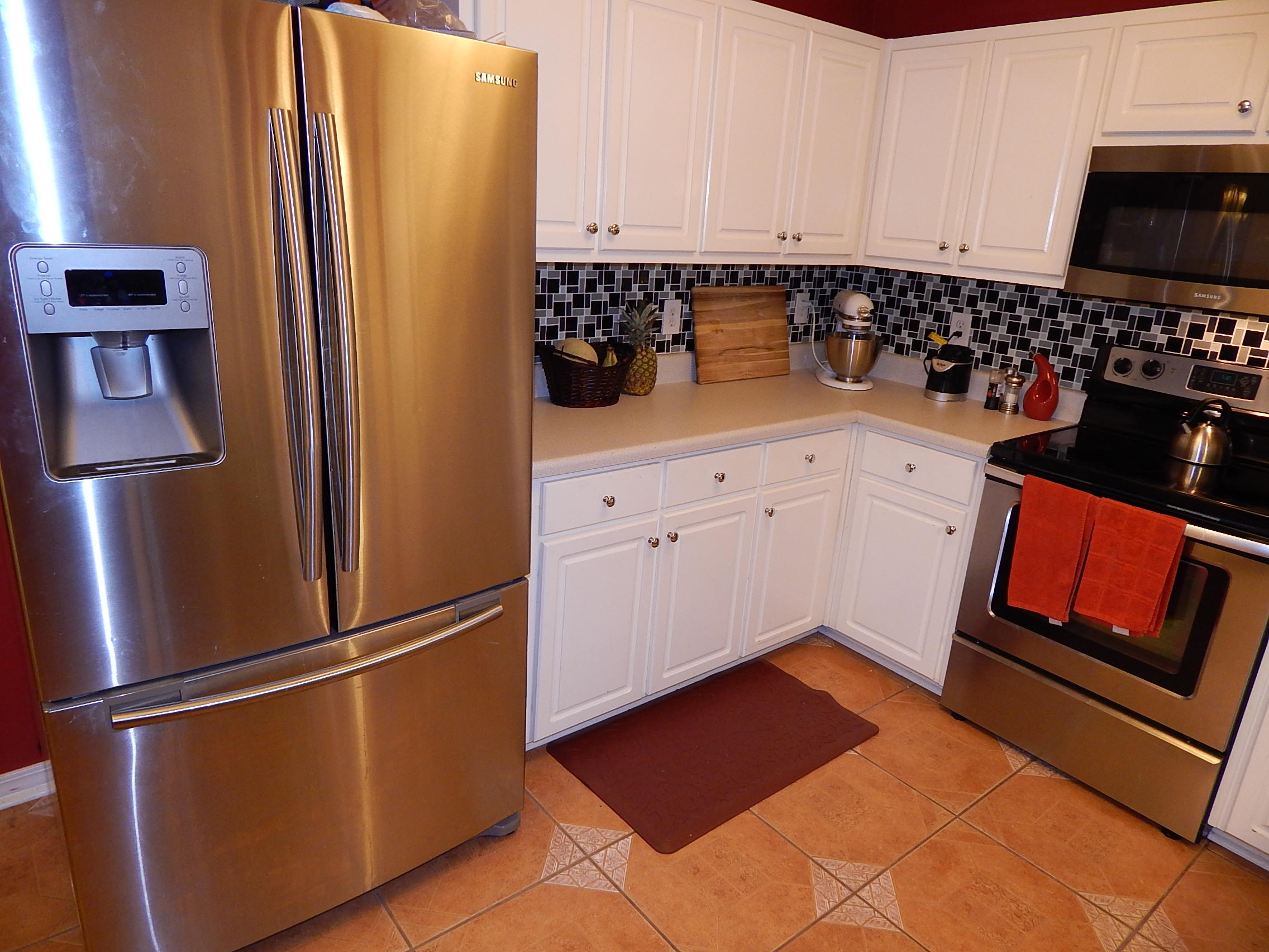 HIDDEN ESTATES - Residential