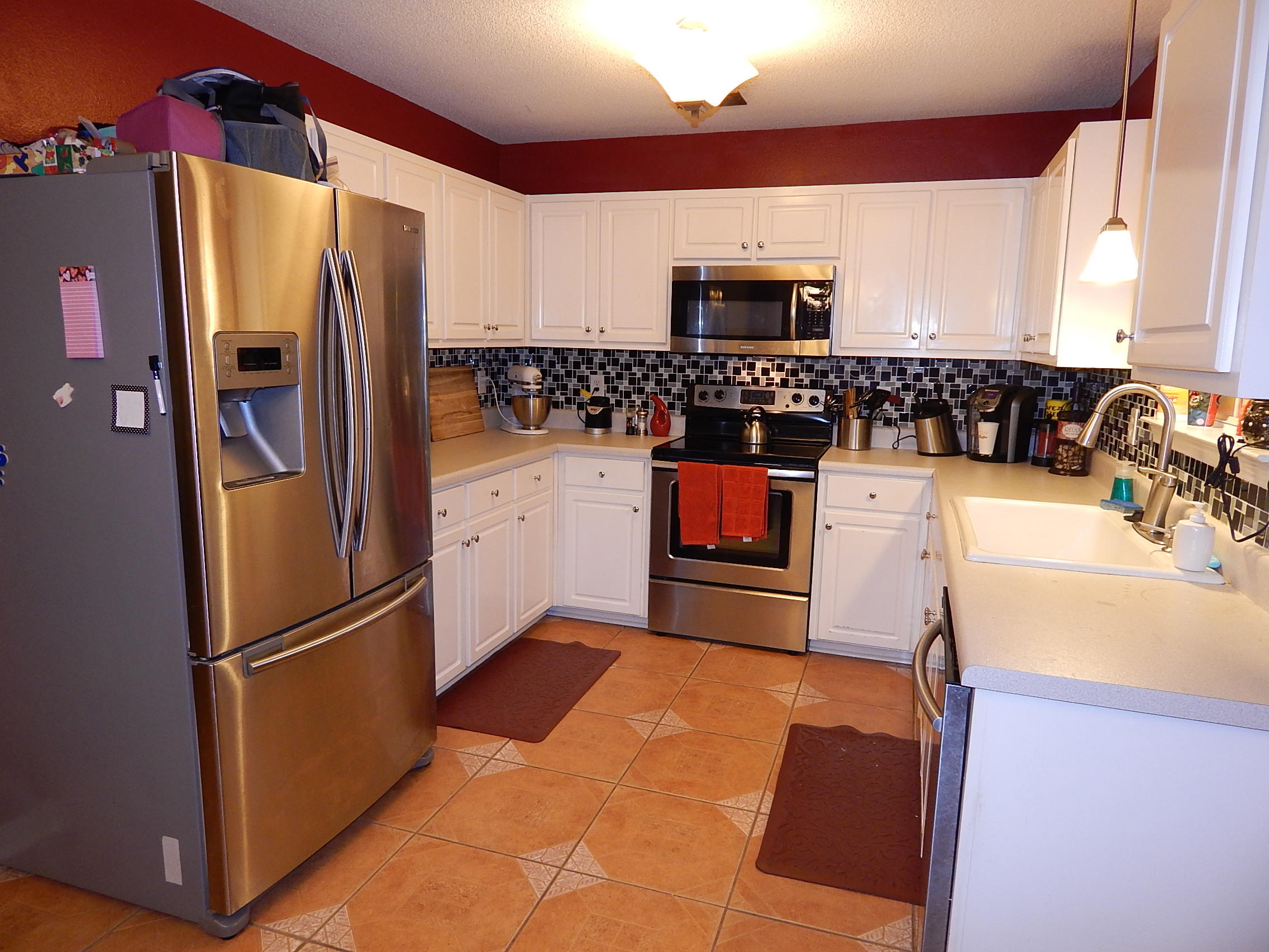 HIDDEN ESTATES - Residential