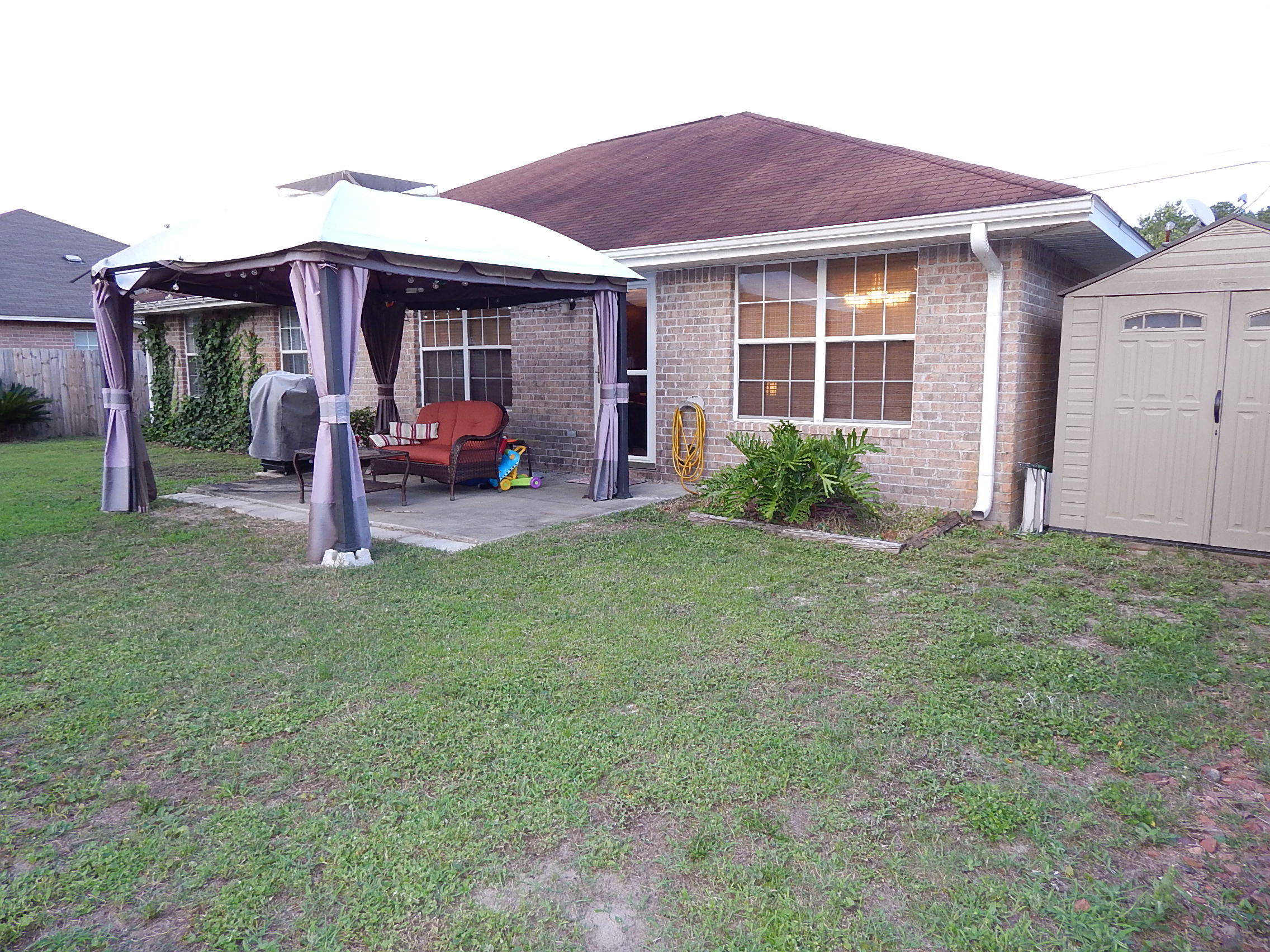 HIDDEN ESTATES - Residential