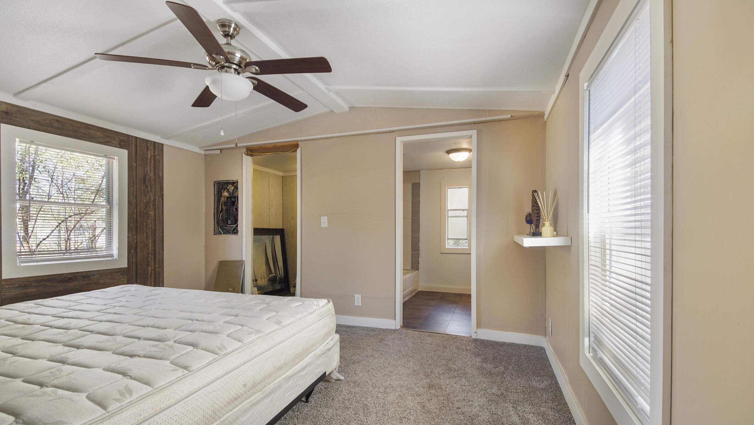 OAKWOOD HILLS UNIT 3 - Residential