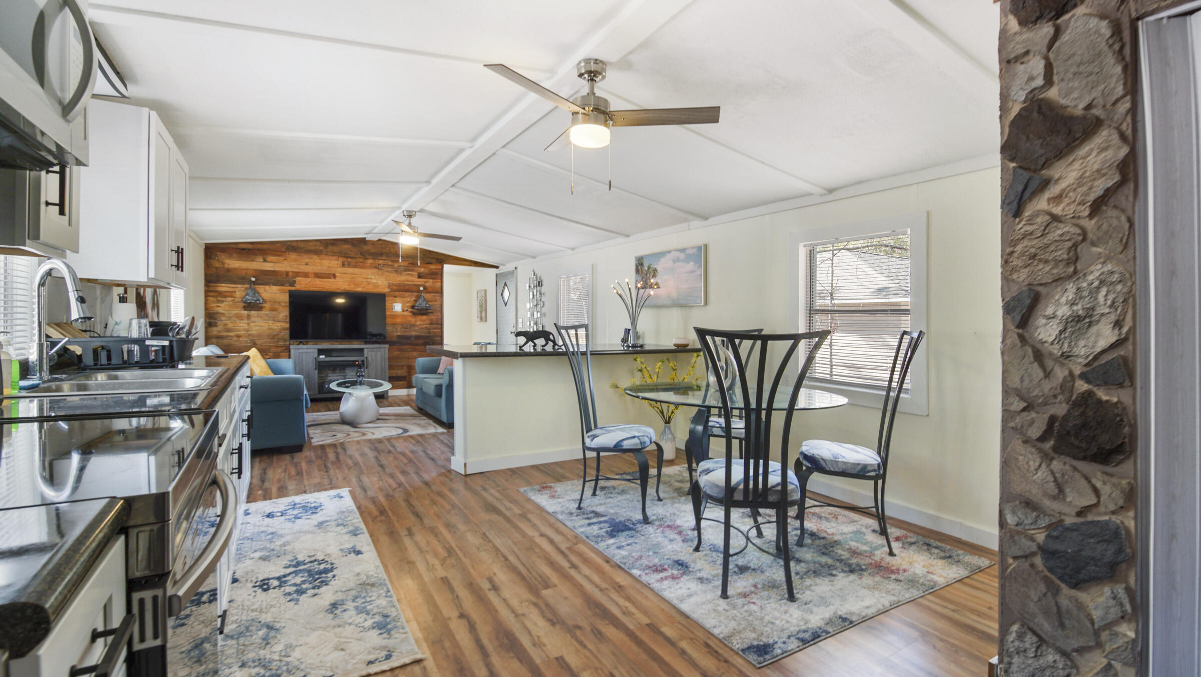 OAKWOOD HILLS UNIT 3 - Residential