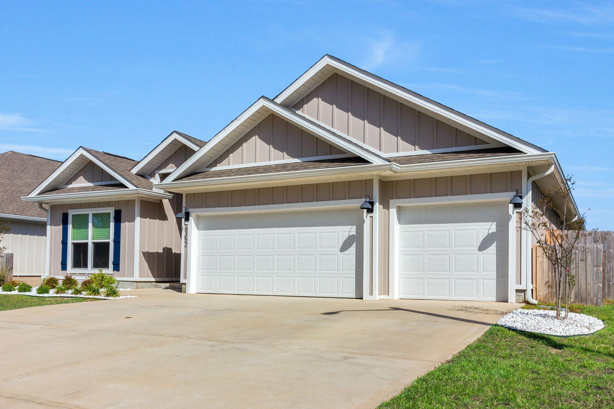 FOREST BAY ESTATES - Residential Lease