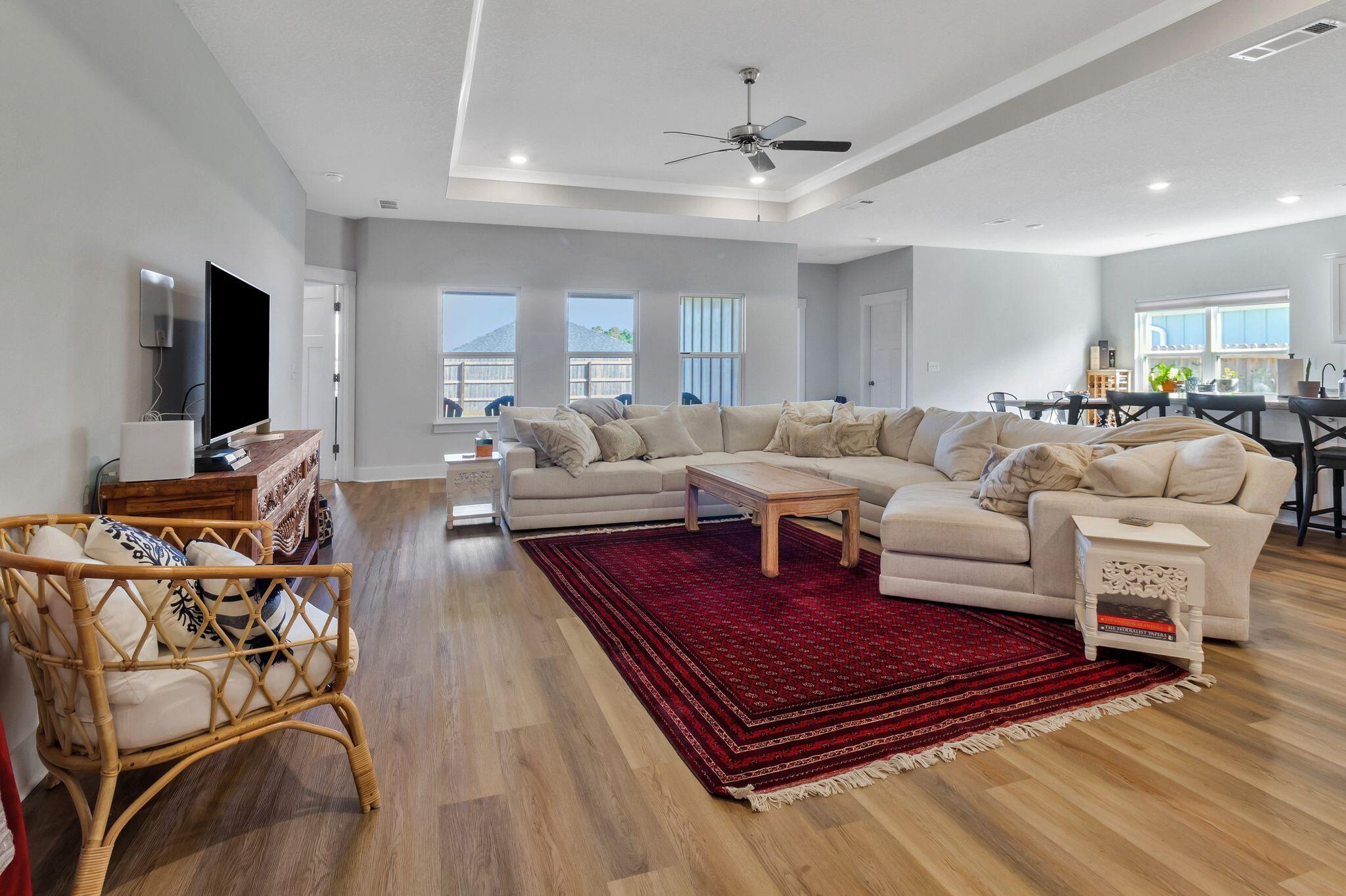 FOREST BAY ESTATES - Residential Lease