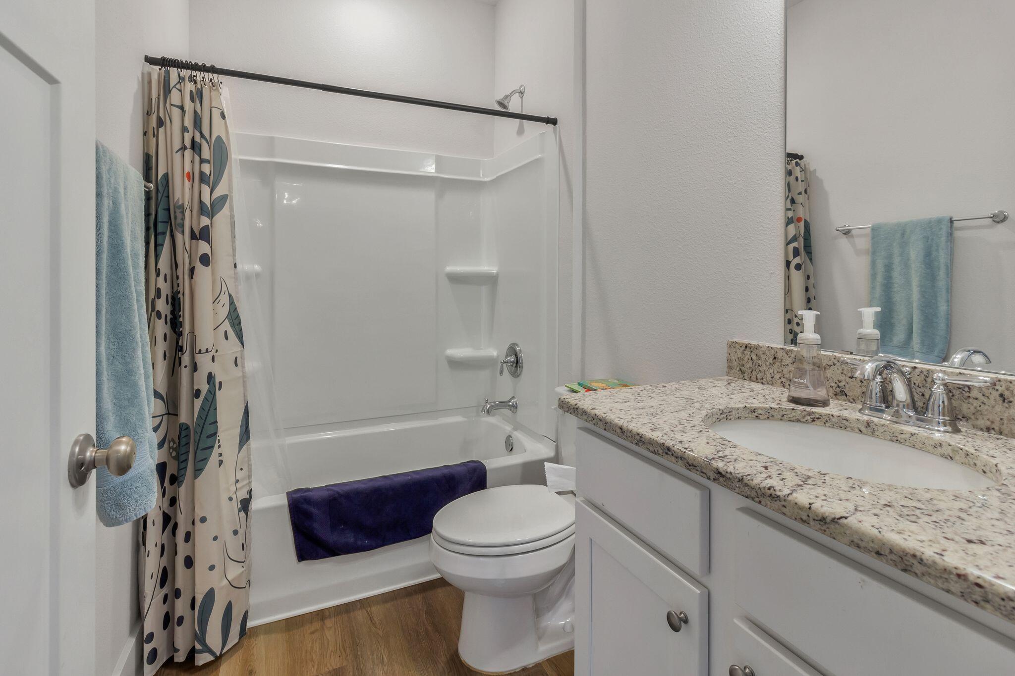 FOREST BAY ESTATES - Residential Lease