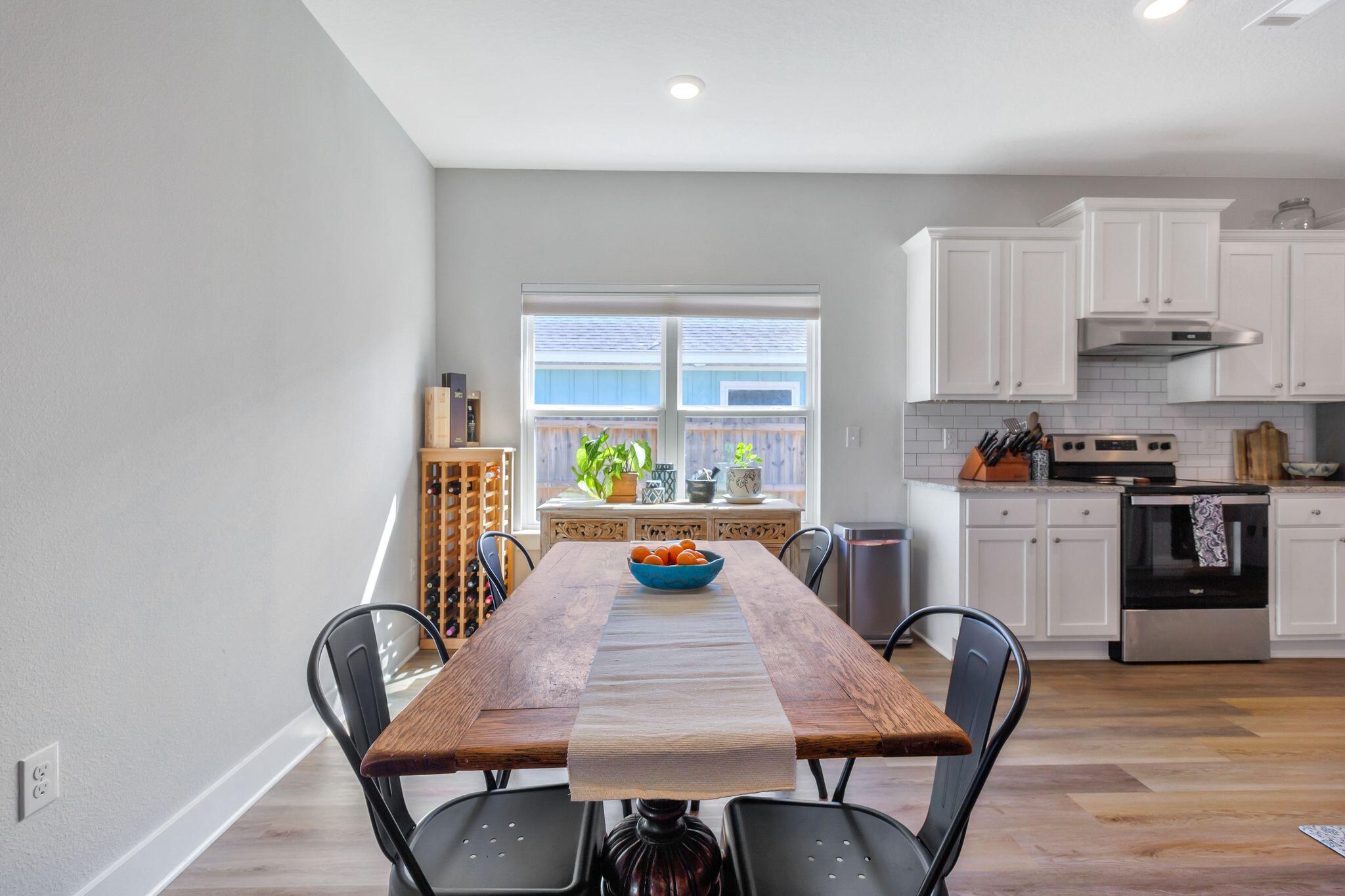 FOREST BAY ESTATES - Residential Lease