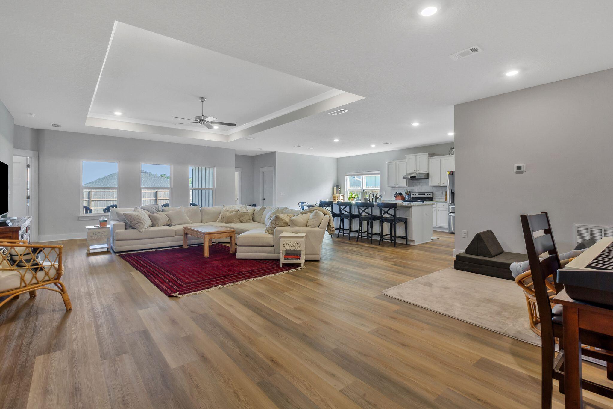 FOREST BAY ESTATES - Residential Lease