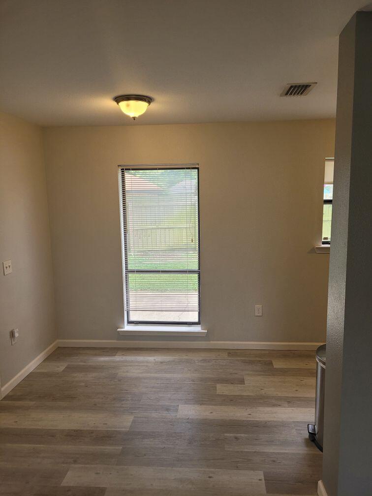 Elliotts Point 7th Addn - Residential