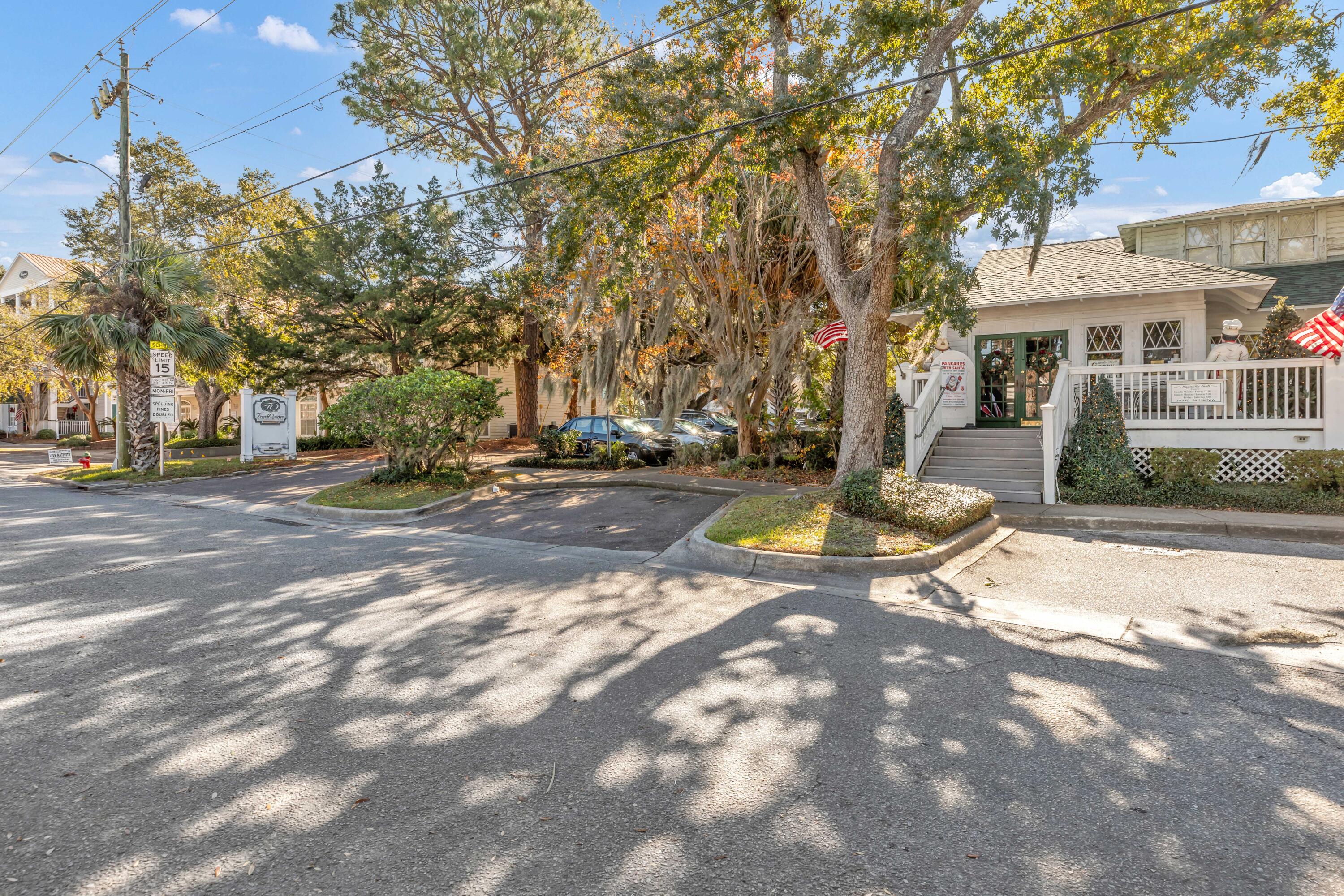 FRENCH QUARTERS - Residential