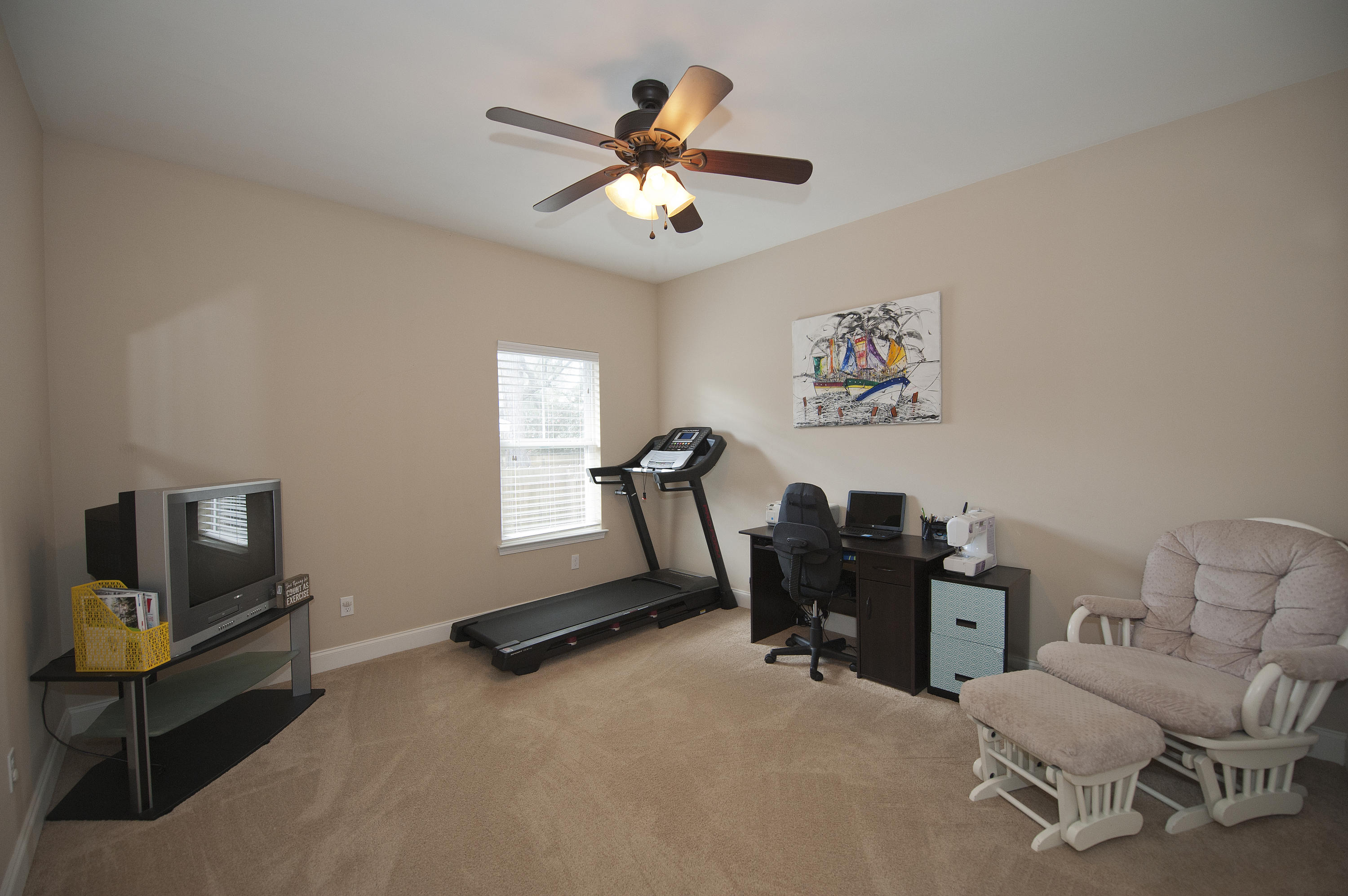 COLONIAL HEIGHTS - Residential