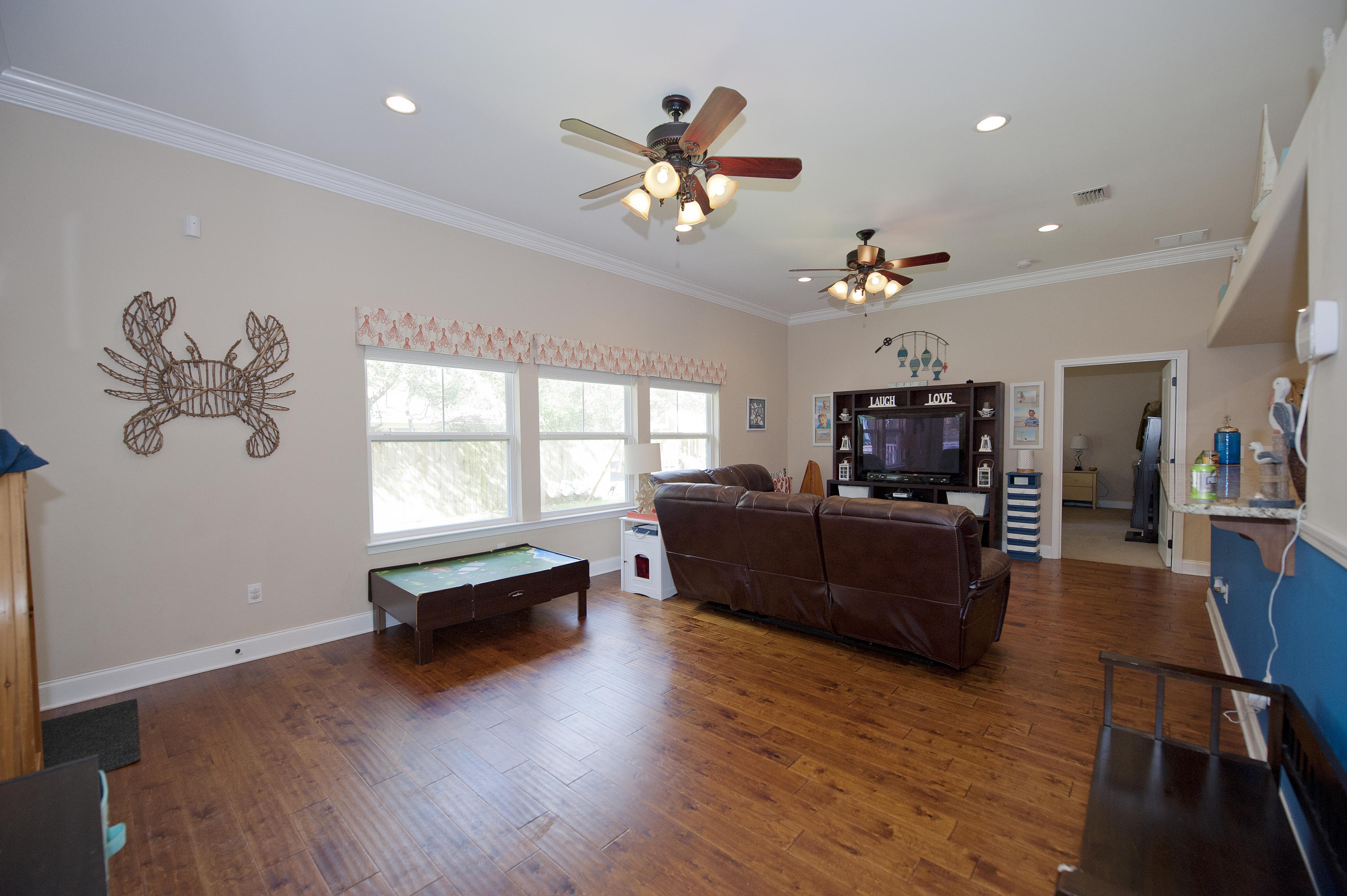 COLONIAL HEIGHTS - Residential