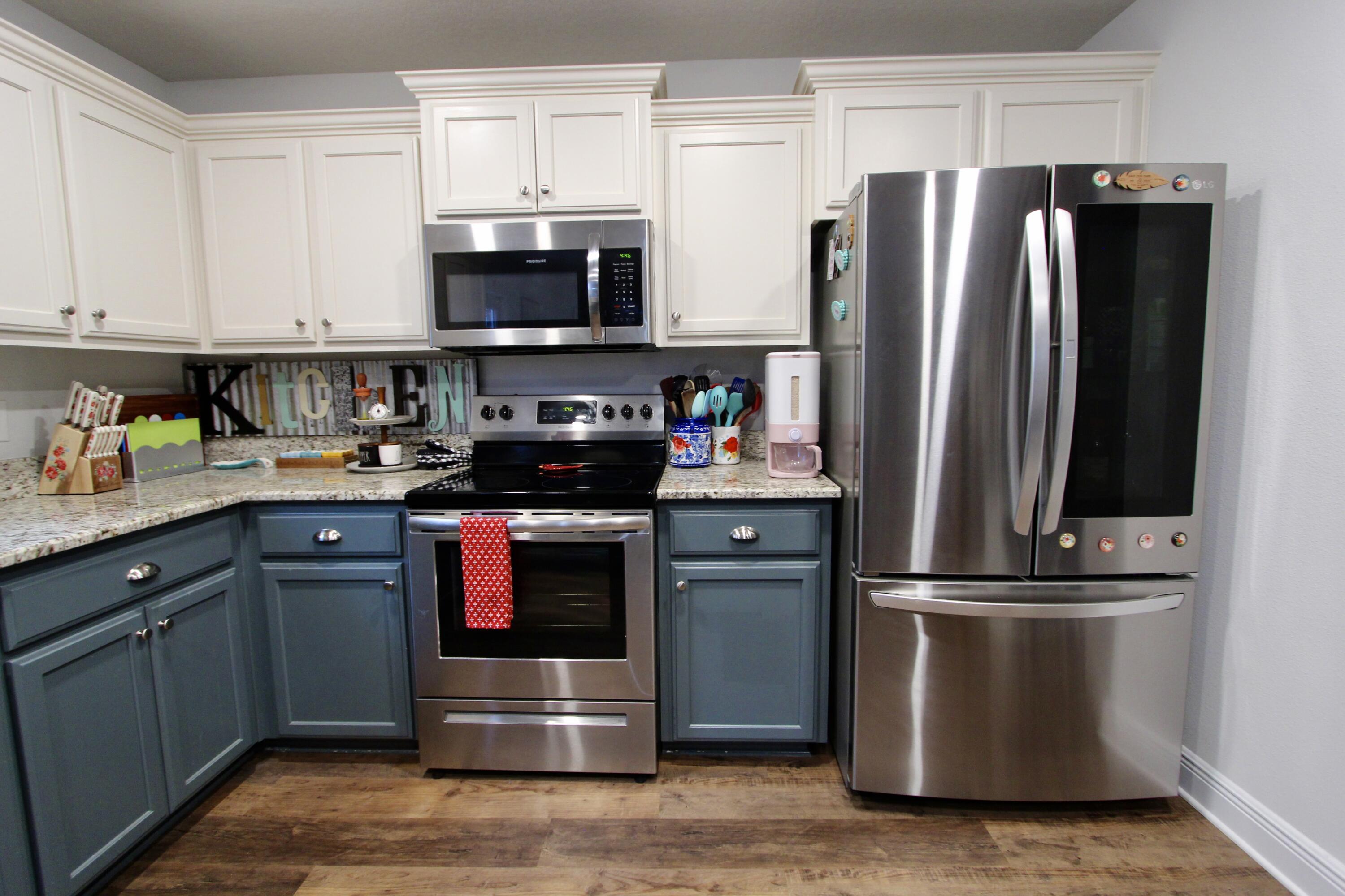 CHARLESTON PLACE - Residential Lease