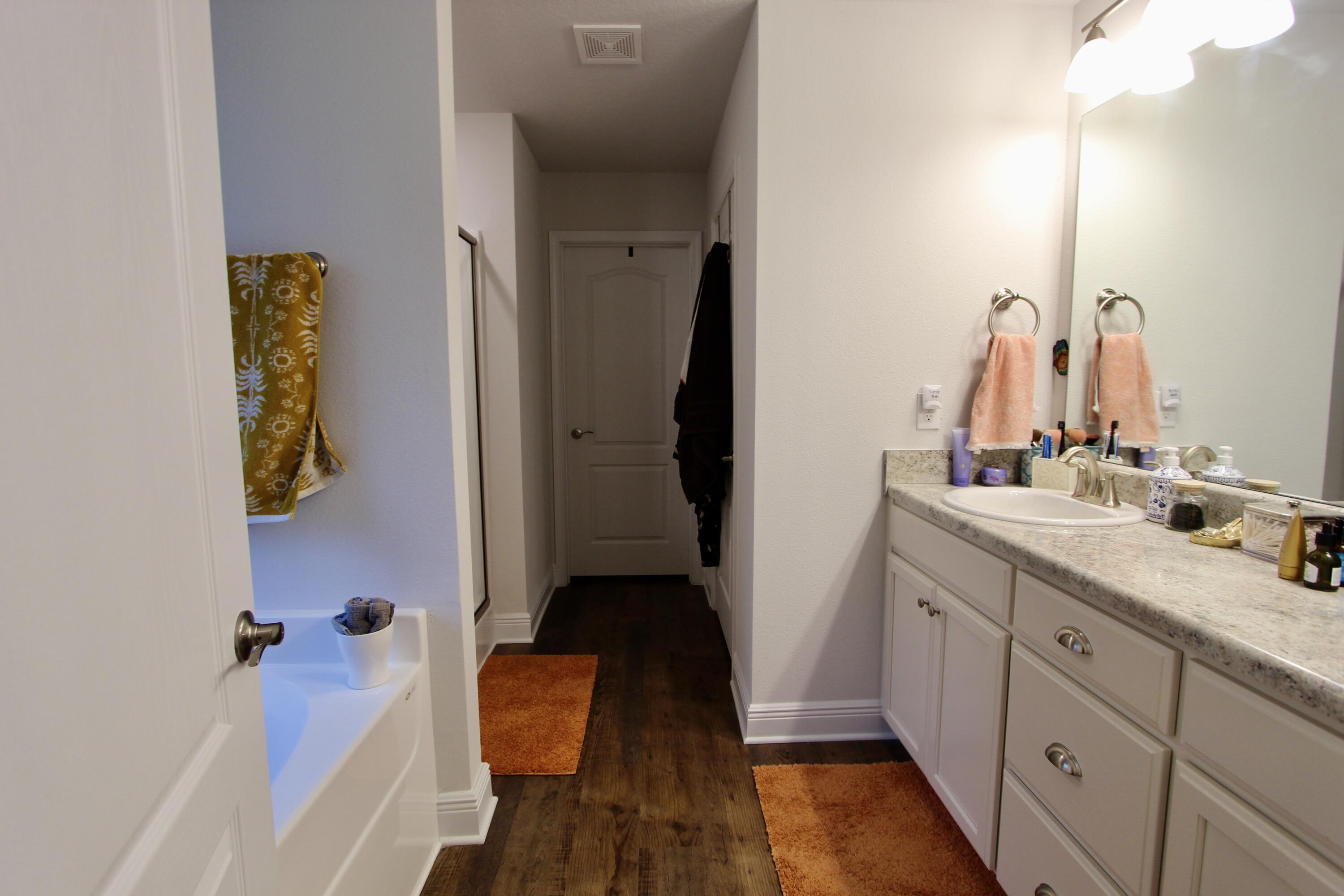 CHARLESTON PLACE - Residential Lease