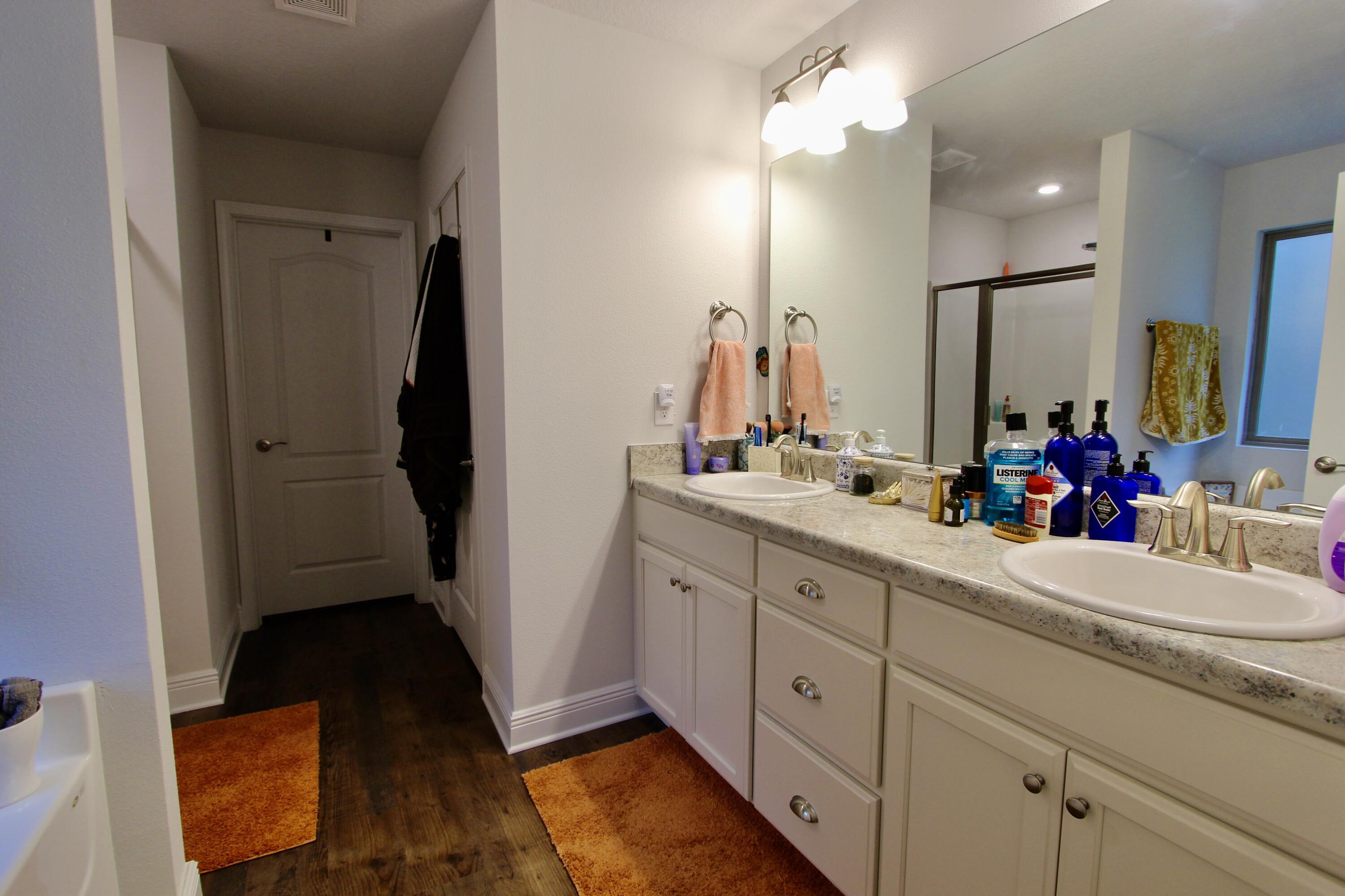 CHARLESTON PLACE - Residential Lease