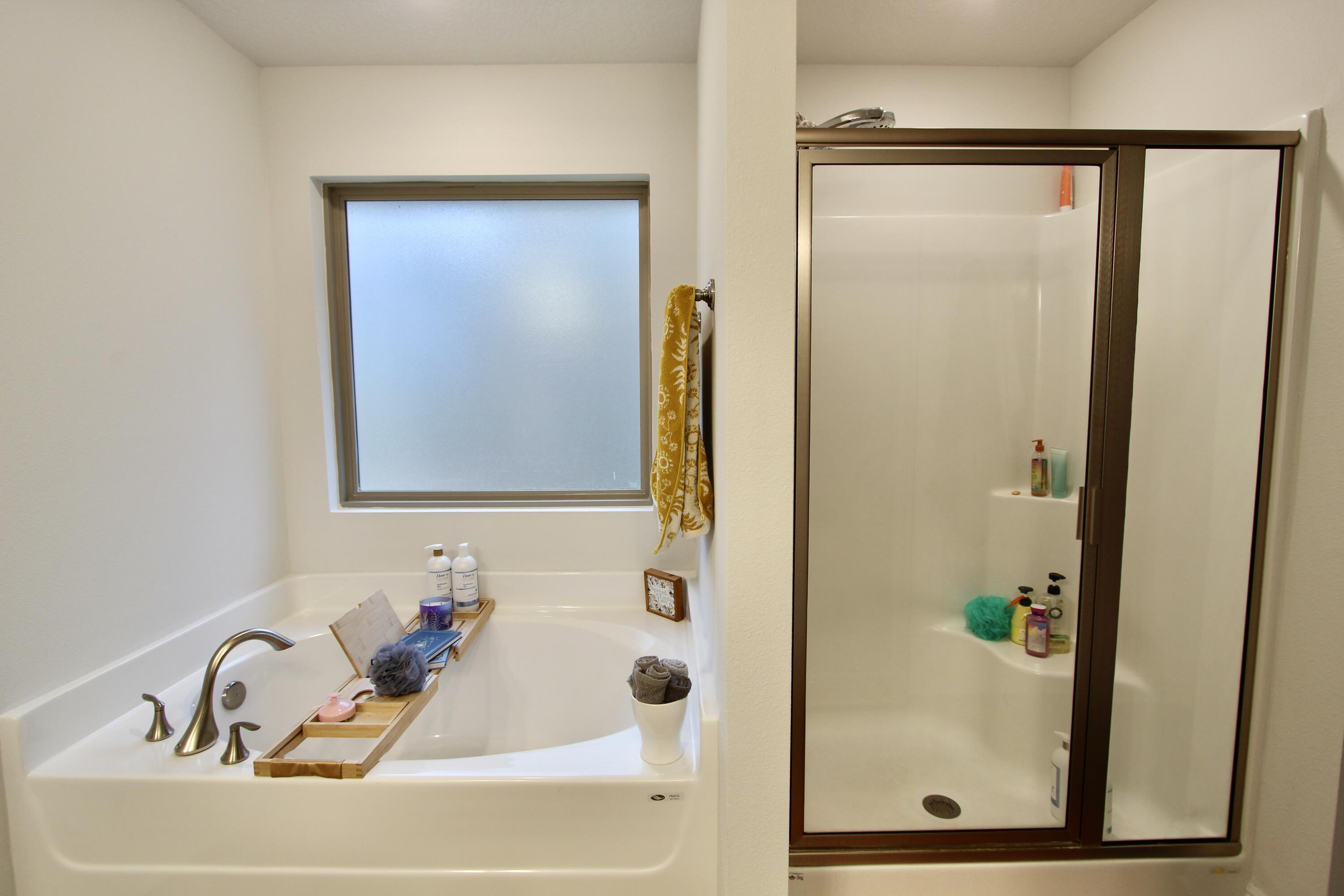 CHARLESTON PLACE - Residential Lease