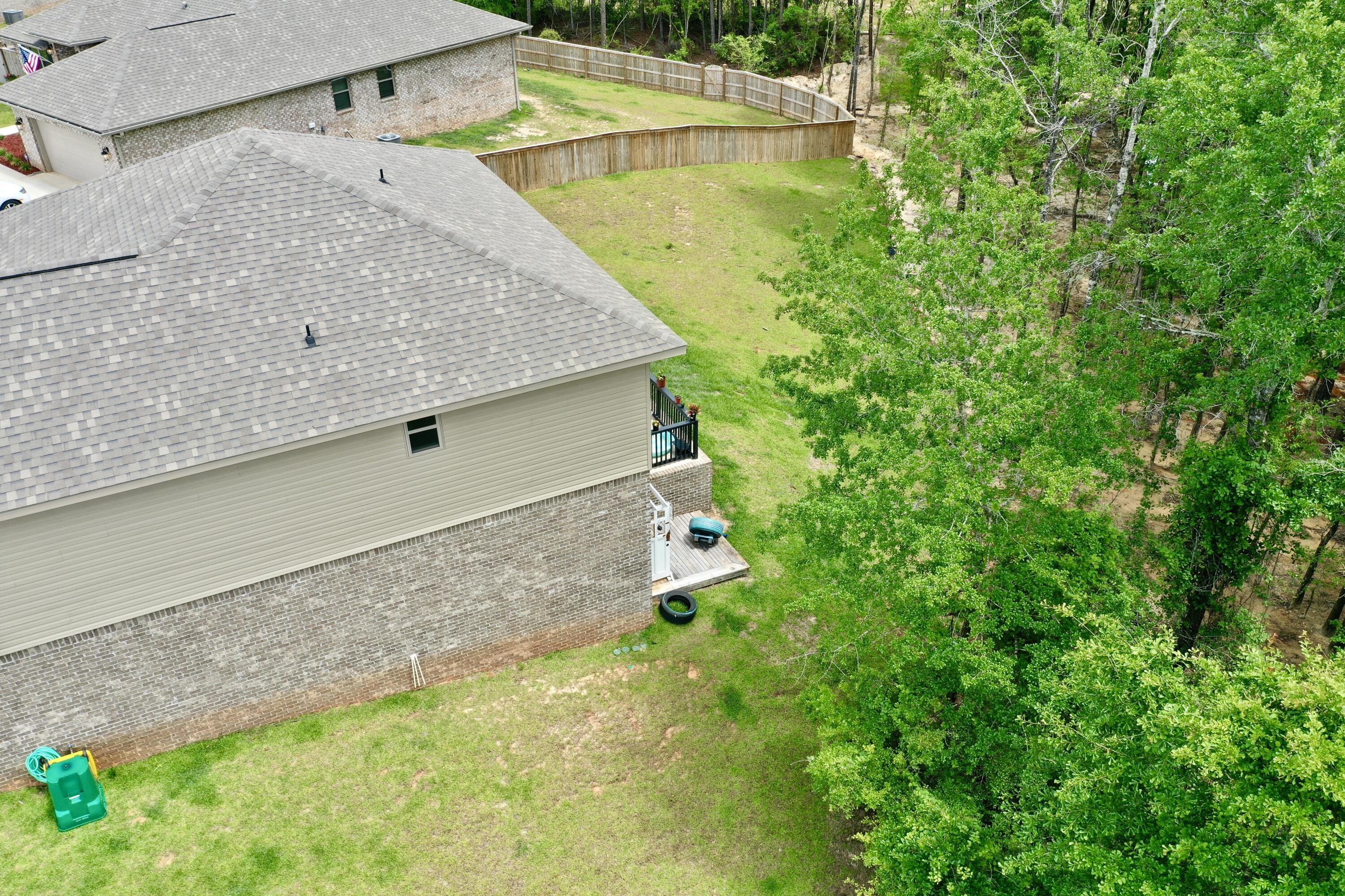 CHARLESTON PLACE - Residential Lease