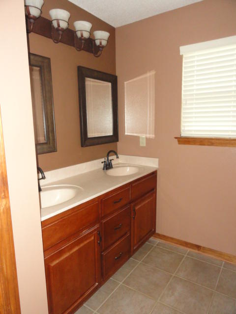 FOXWOOD ESTATES 2 - Residential