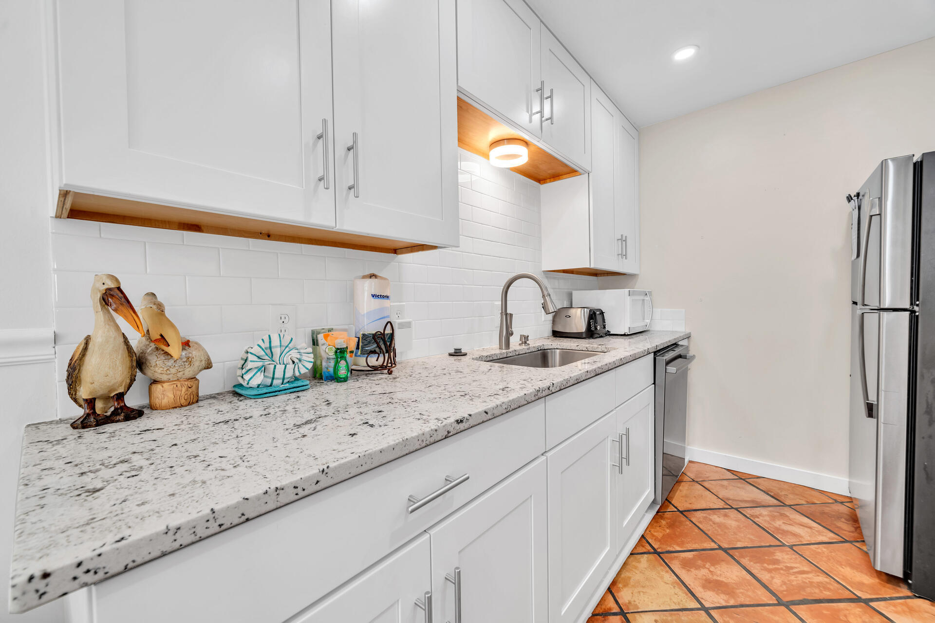 LAGUNA POINT CONDO - Residential