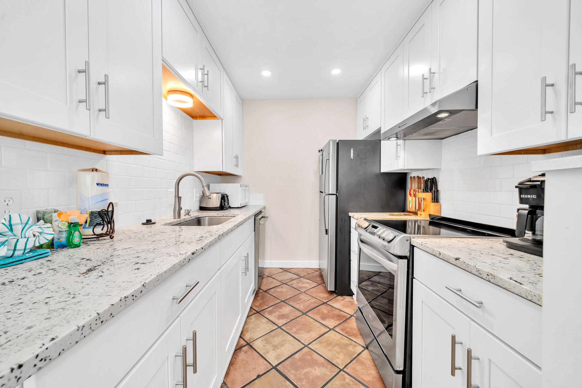 LAGUNA POINT CONDO - Residential
