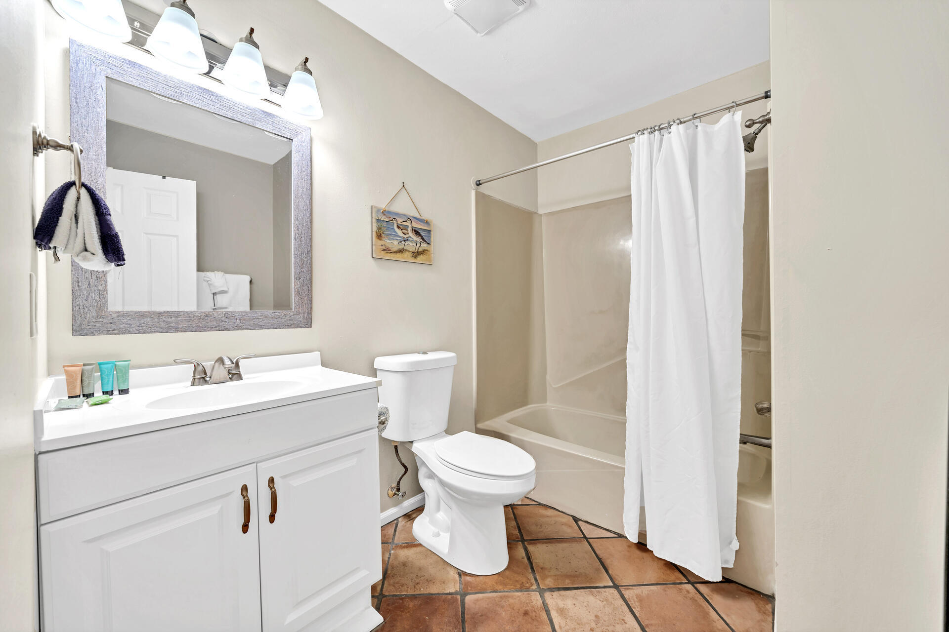 LAGUNA POINT CONDO - Residential
