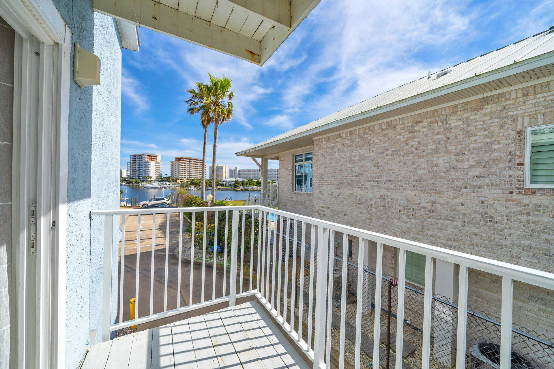 LAGUNA POINT CONDO - Residential