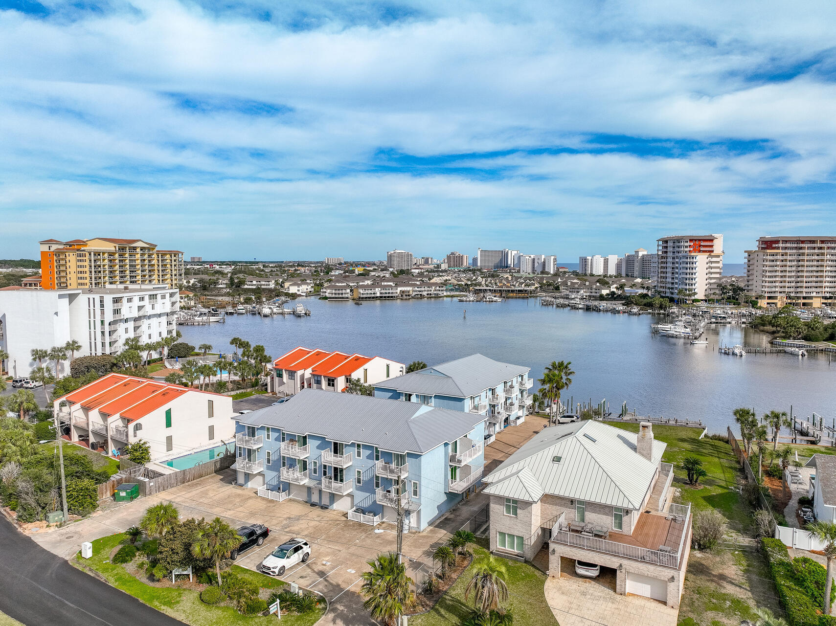LAGUNA POINT CONDO - Residential