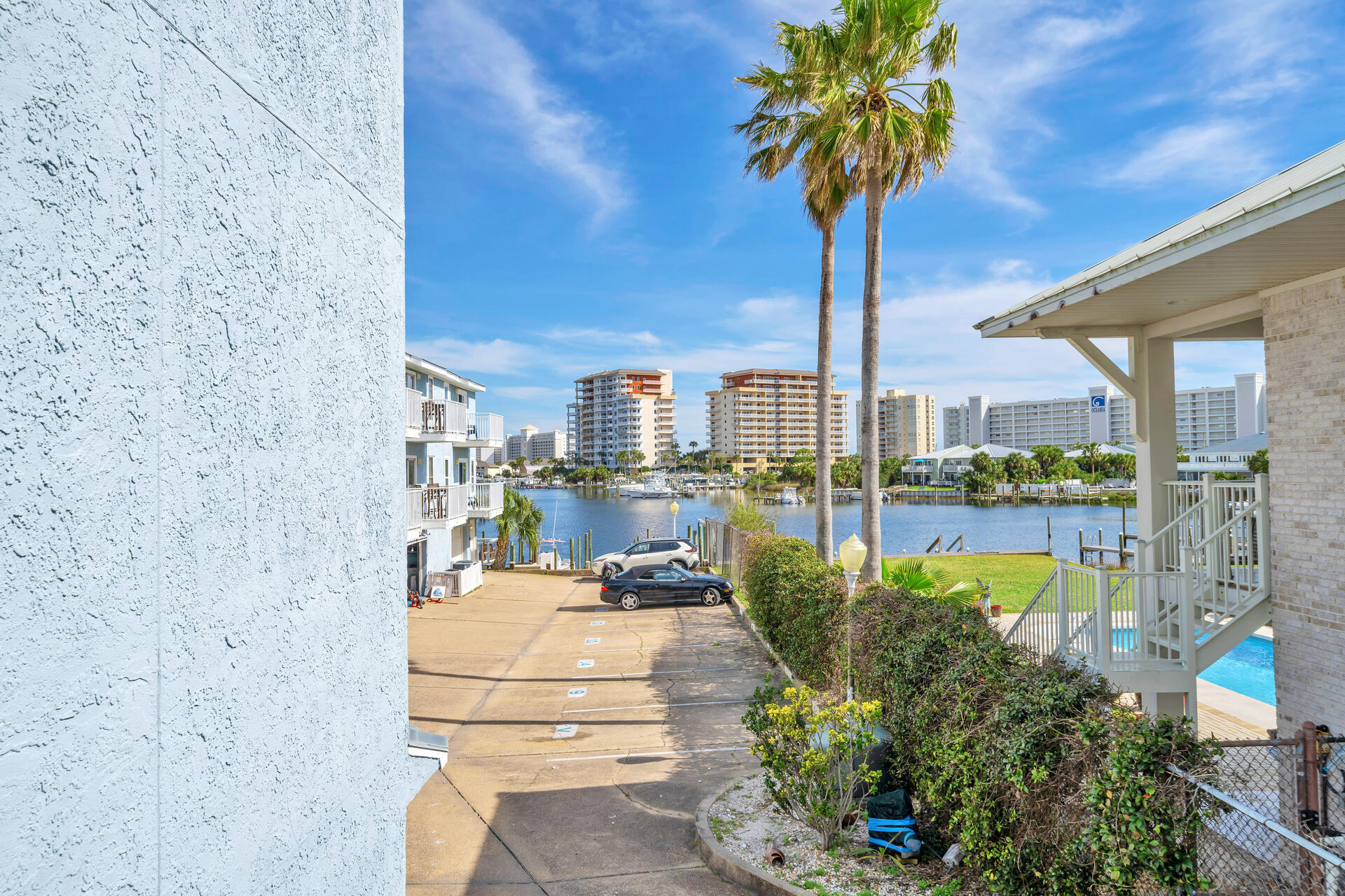 LAGUNA POINT CONDO - Residential
