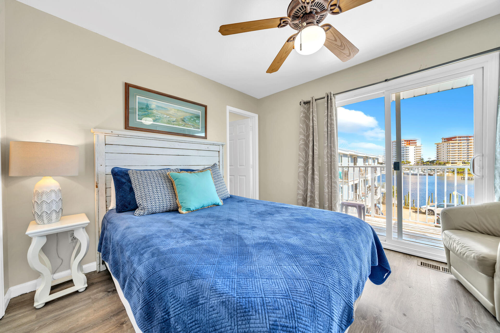 LAGUNA POINT CONDO - Residential